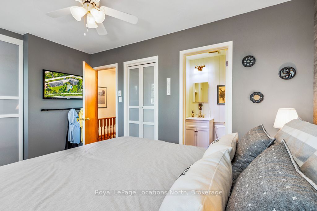 139 Lakeshore Road E 7 Property Photo 20