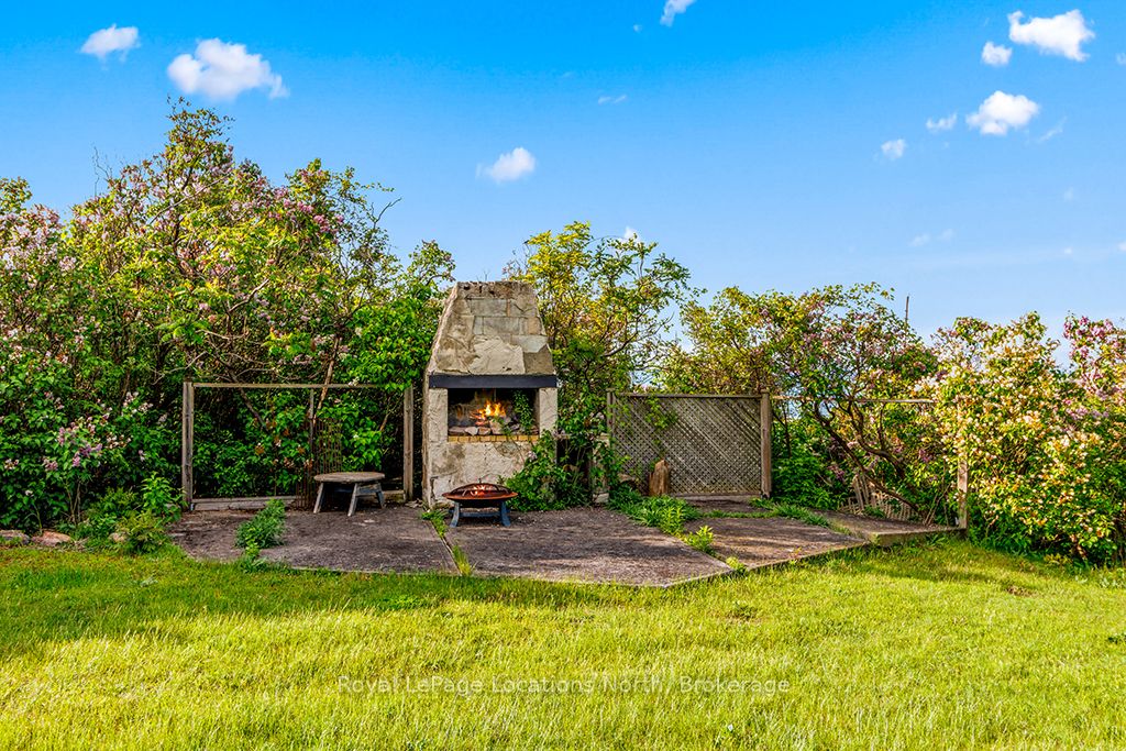 139 Lakeshore Road E 7 Property Photo 37