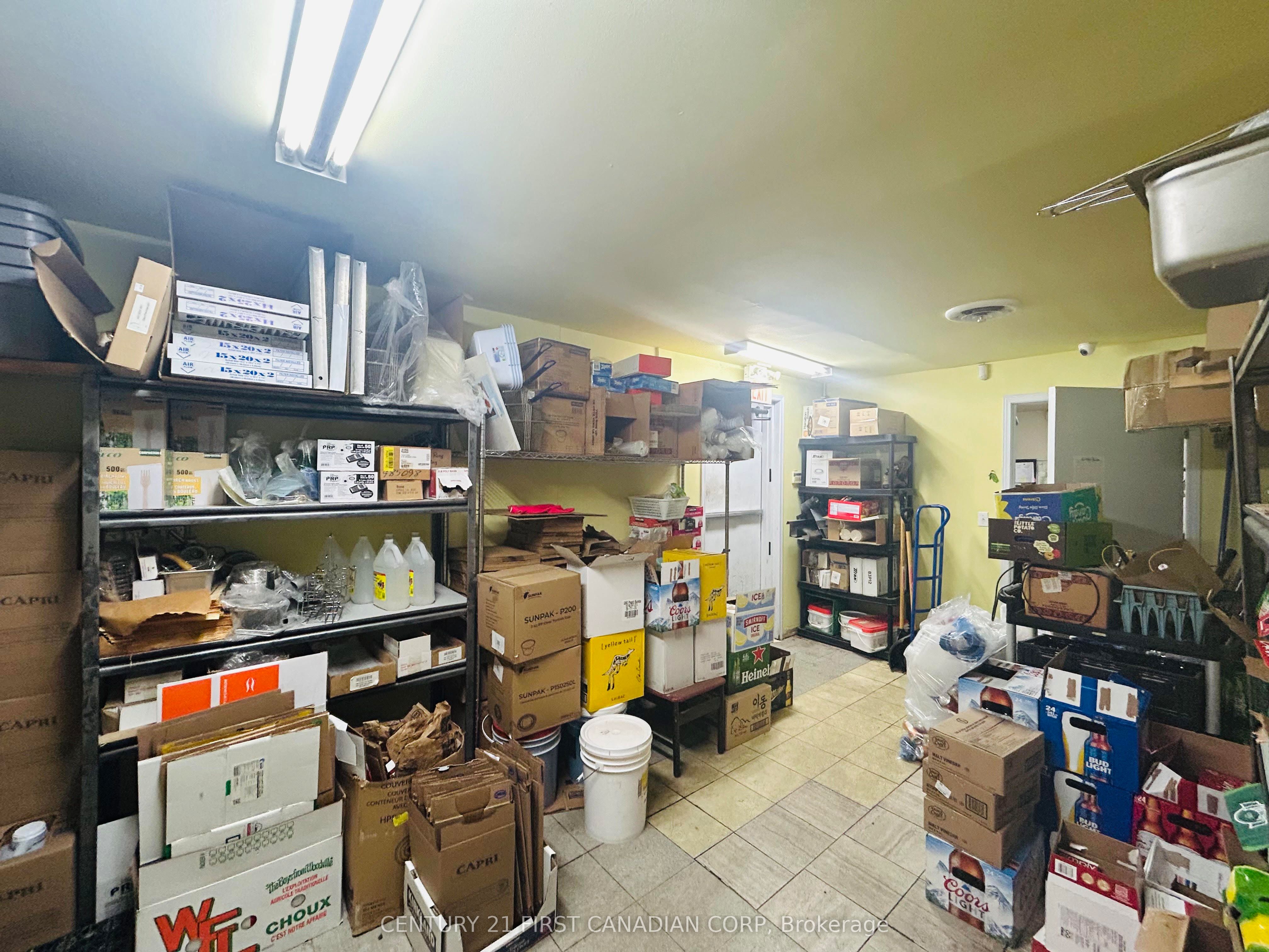 194 Springbank Avenue Property Photo 17