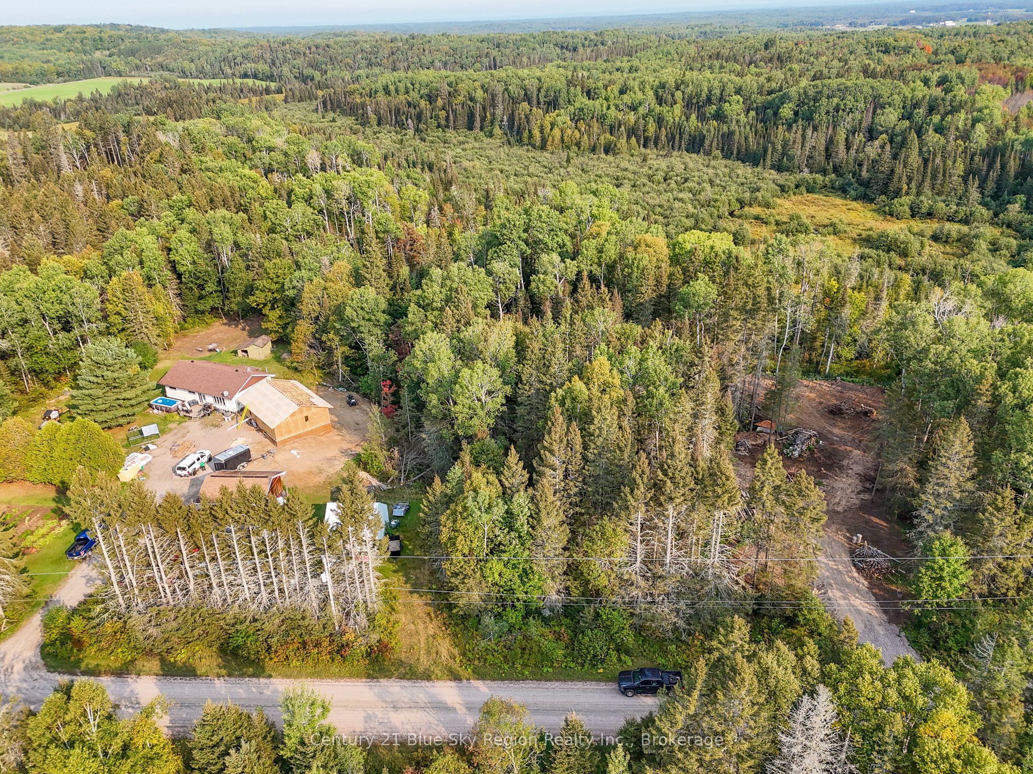 361 Hunt Line Property Photo 5