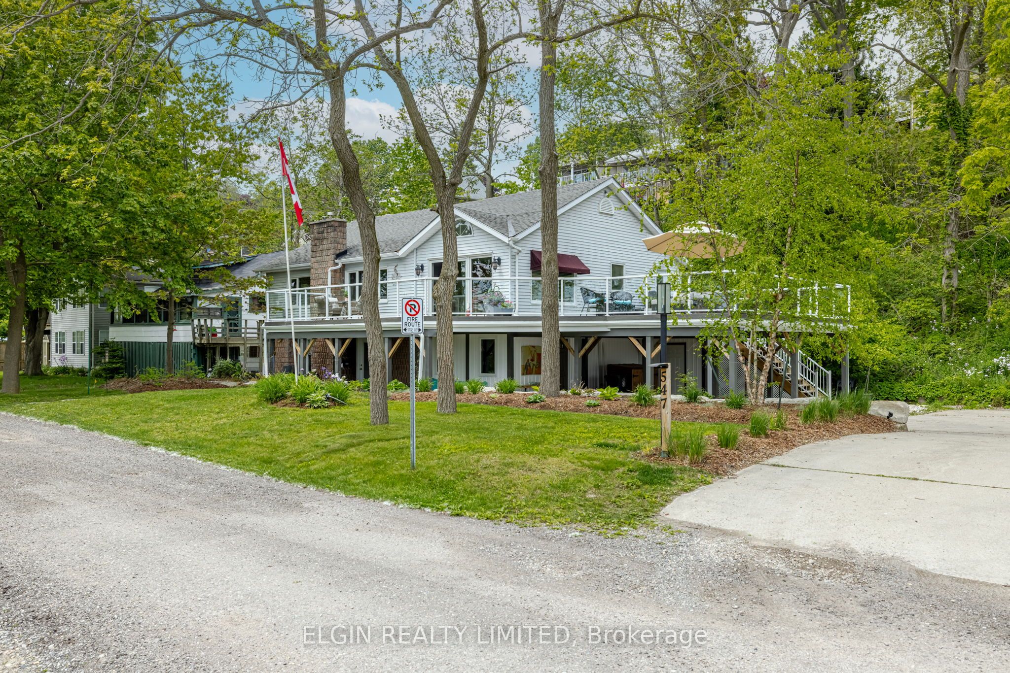 547 West Edith Cavell Boulevard Property Photo 1