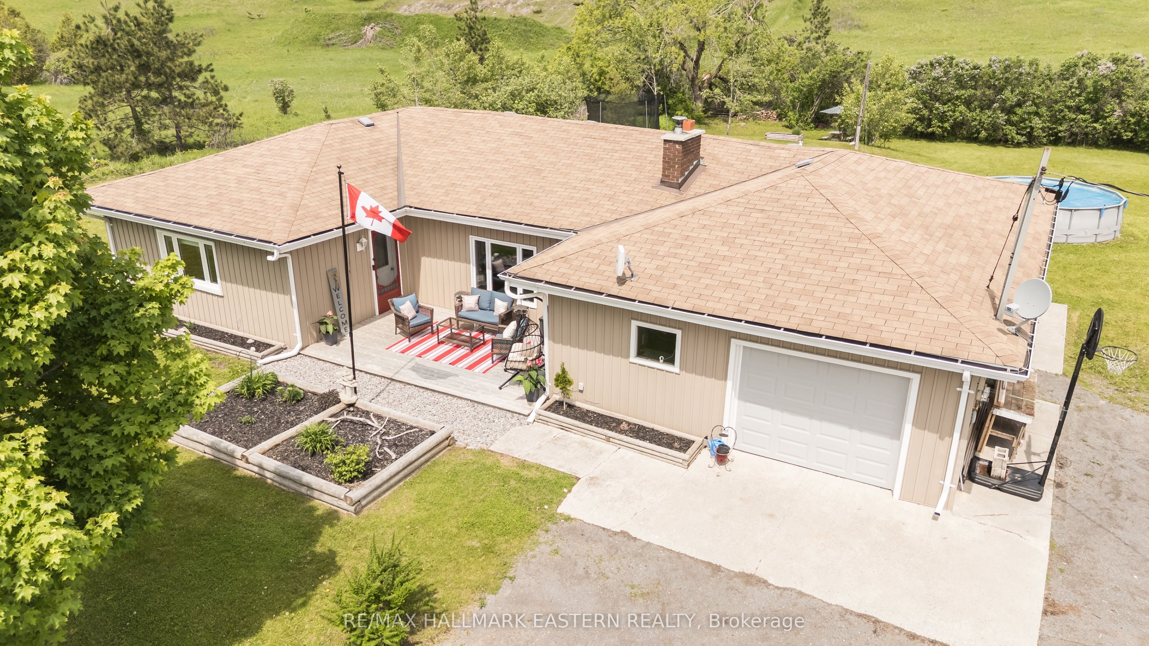 4792 Hwy 7 Property Photo 1