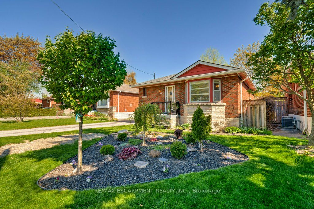 40 Richwill Rd Property Photo 1