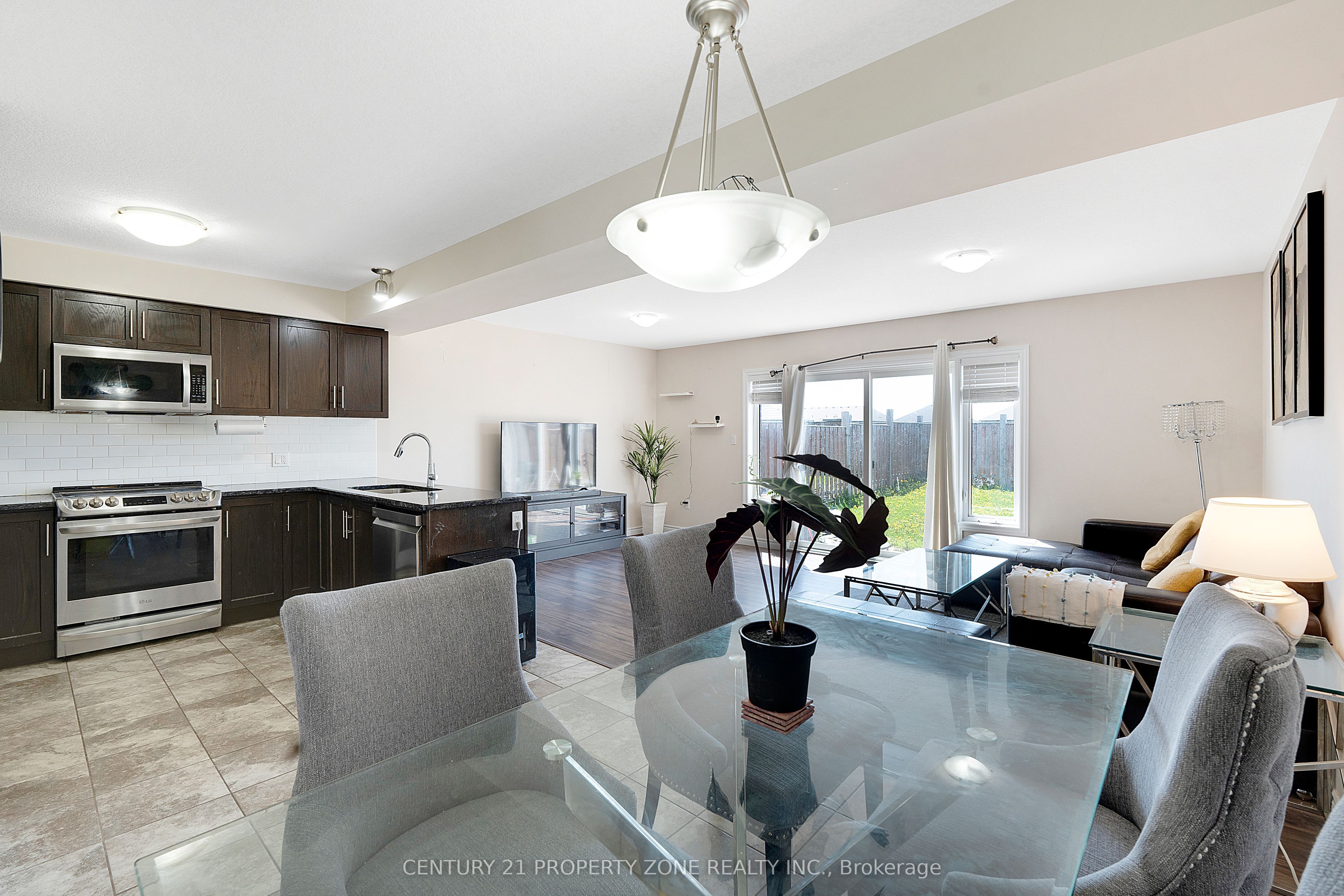 1482 Caen Avenue Property Photo 17