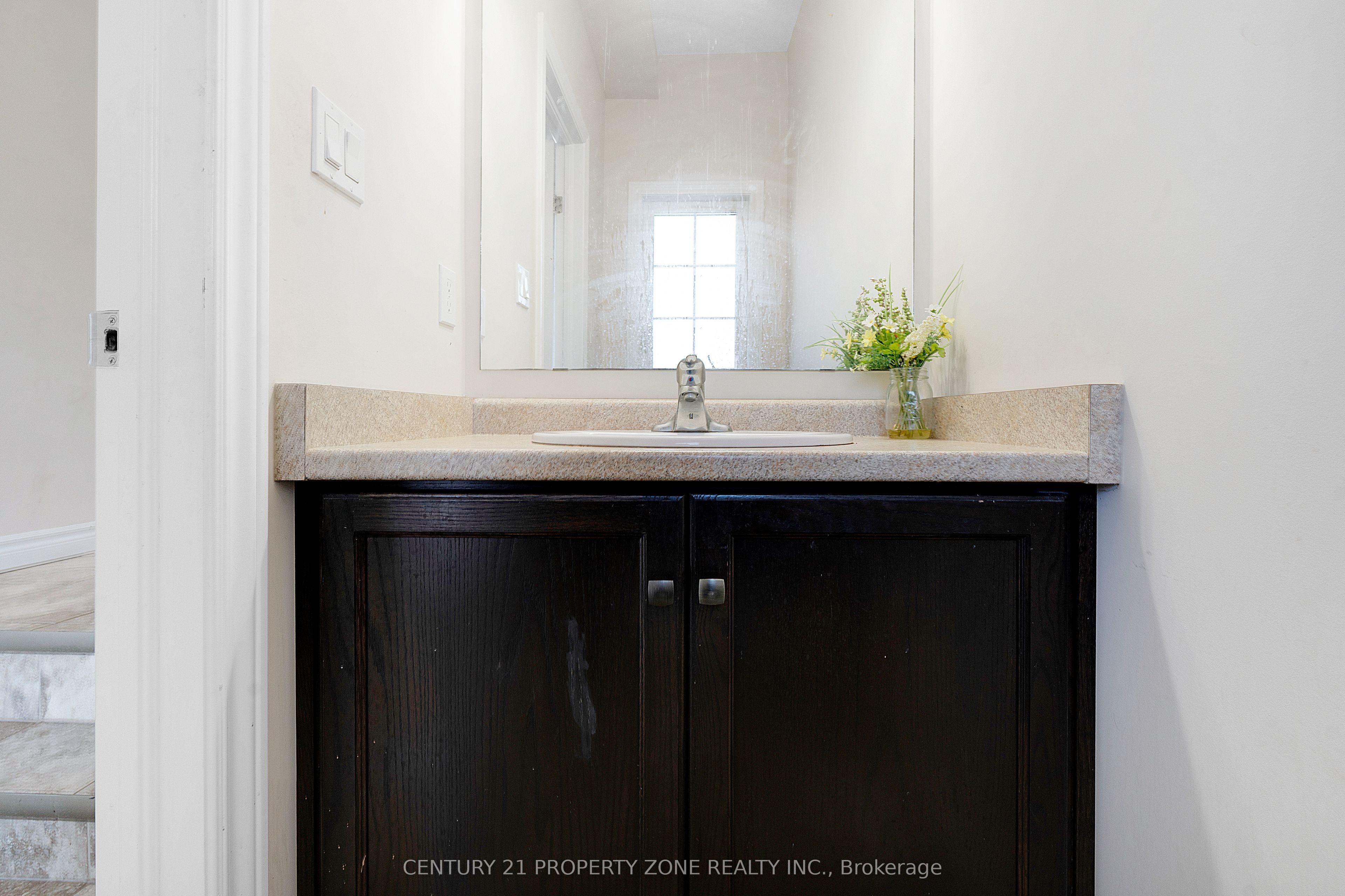 1482 Caen Avenue Property Photo 18