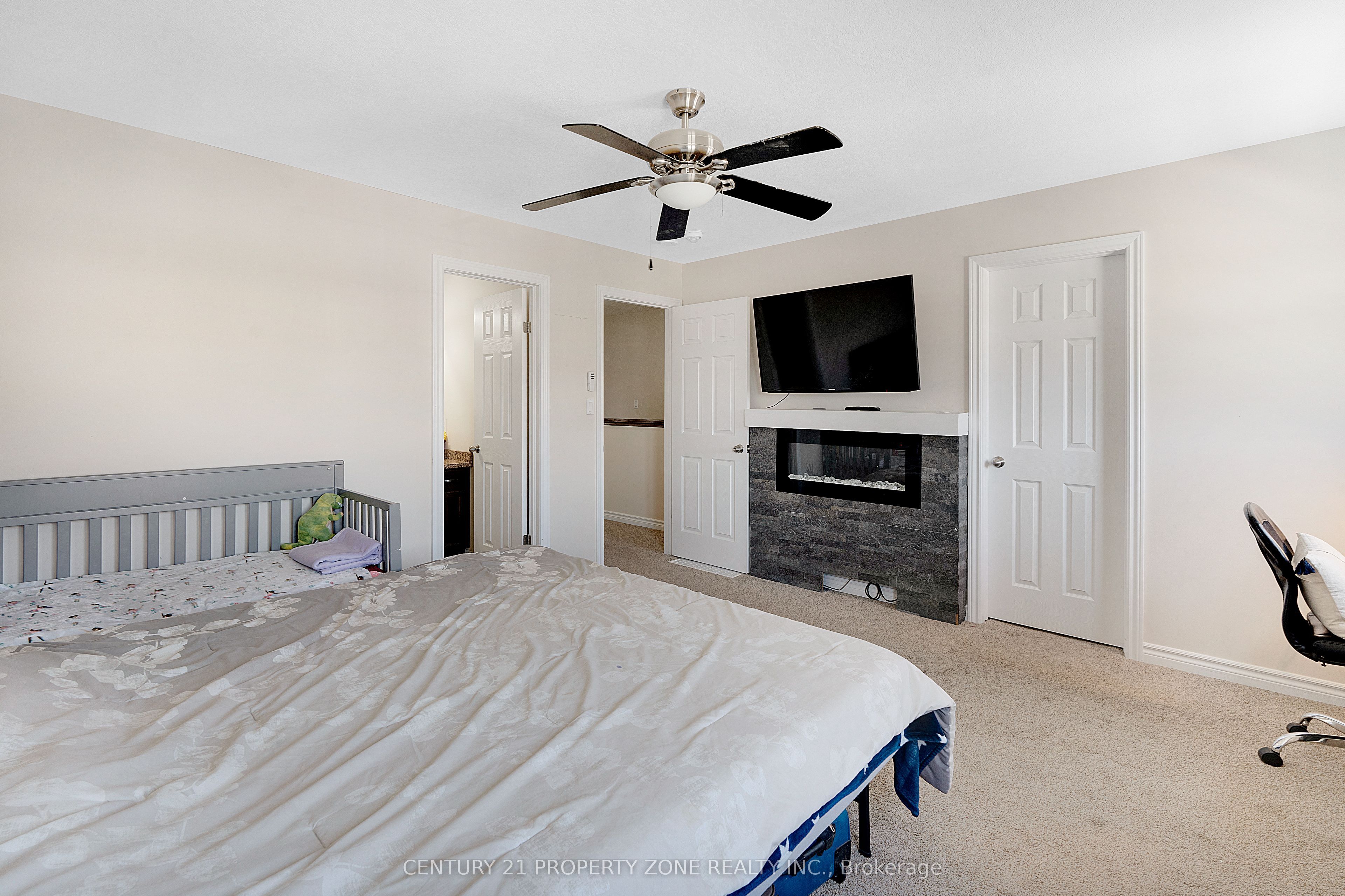 1482 Caen Avenue Property Photo 22