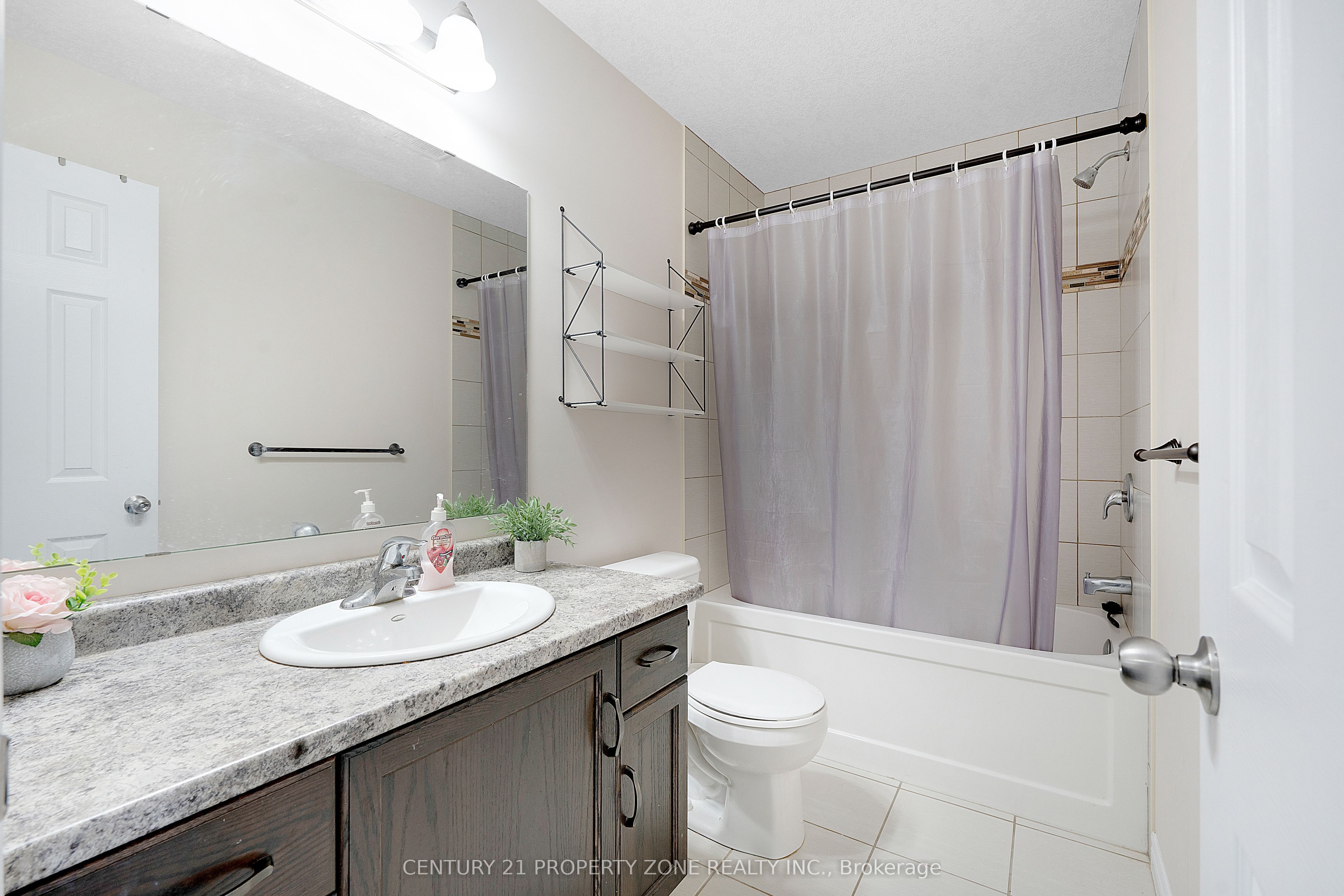 1482 Caen Avenue Property Photo 25