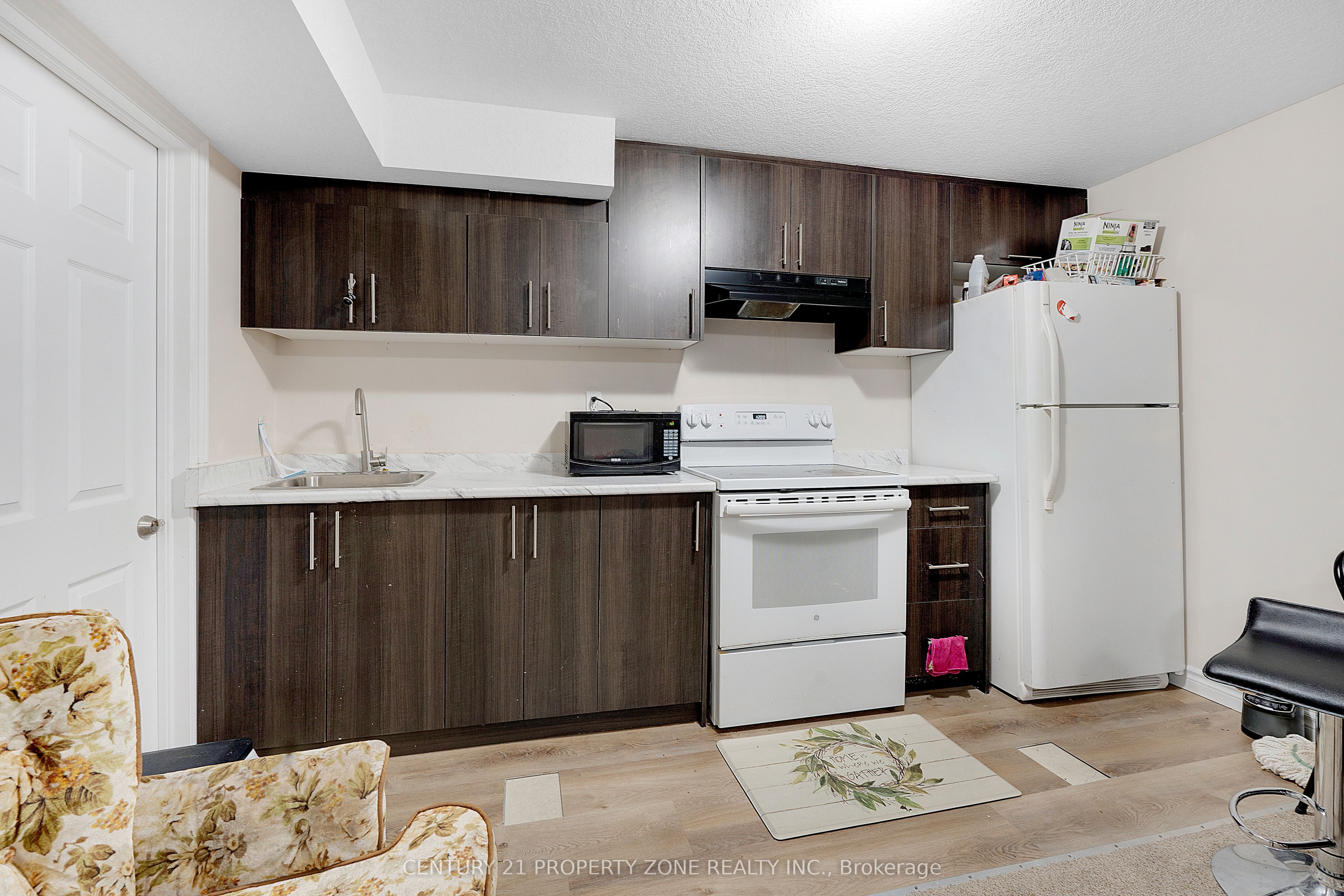 1482 Caen Avenue Property Photo 31