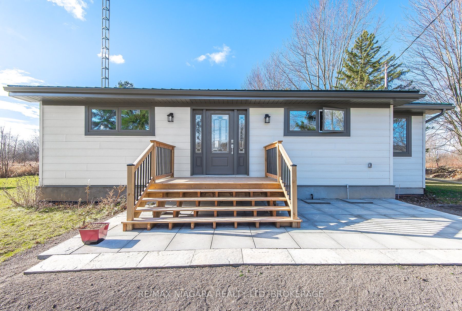 51480 Hewitt Road Property Photo 2