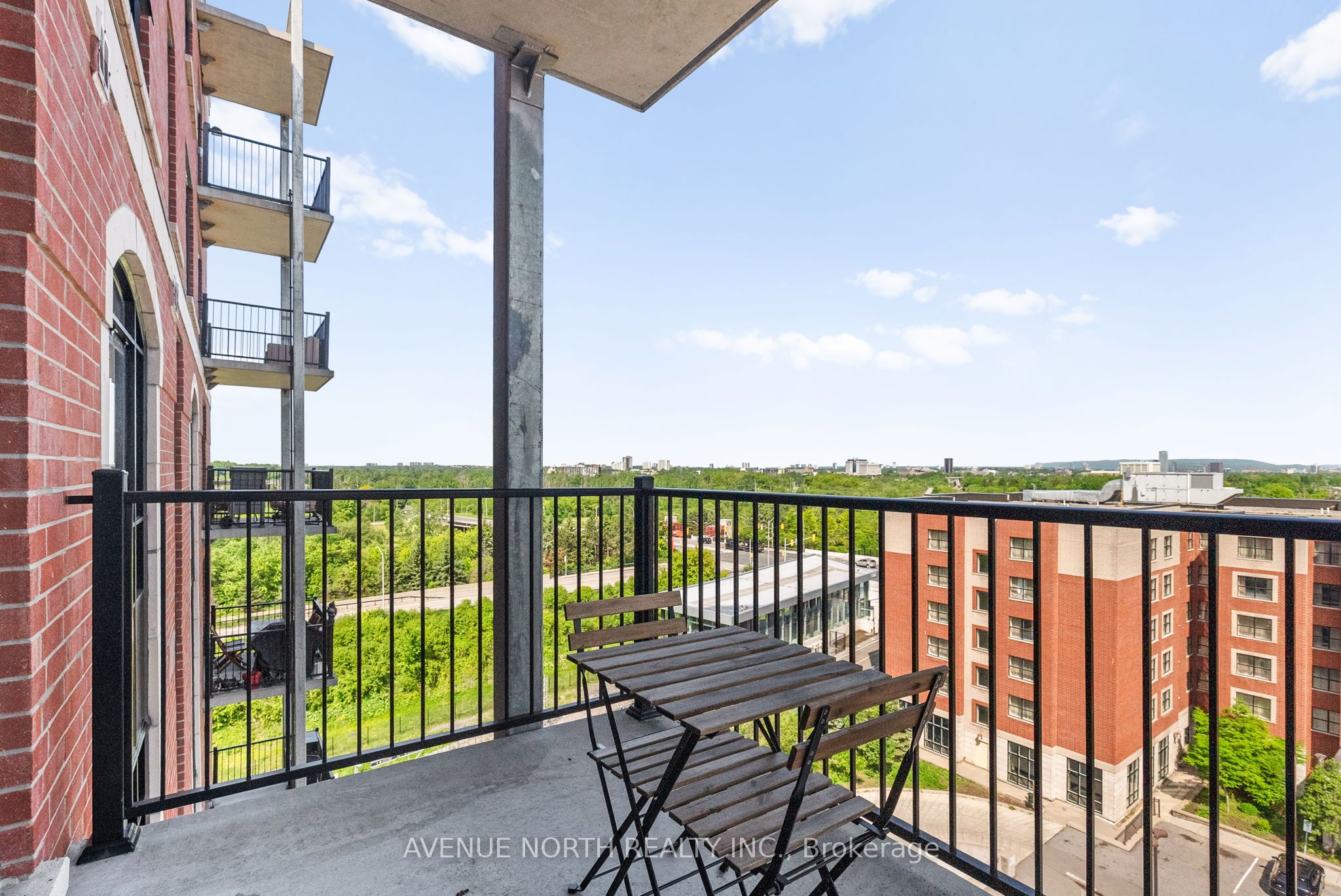 555 Anand Private 806 Property Photo 29