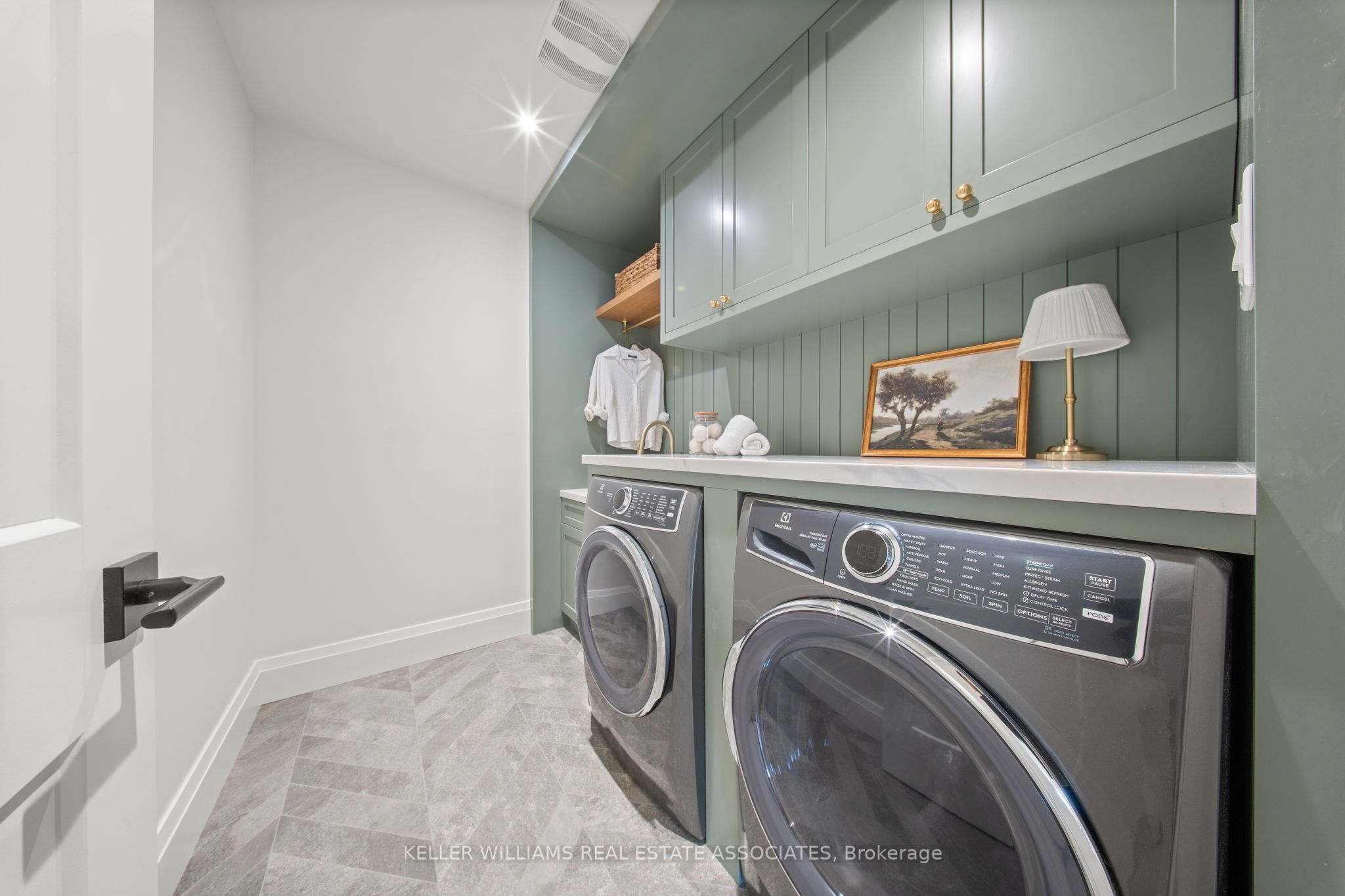 169 Dalhousie Avenue Property Photo 26