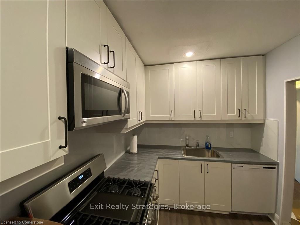 183 Dalewood Avenue Property Photo 6