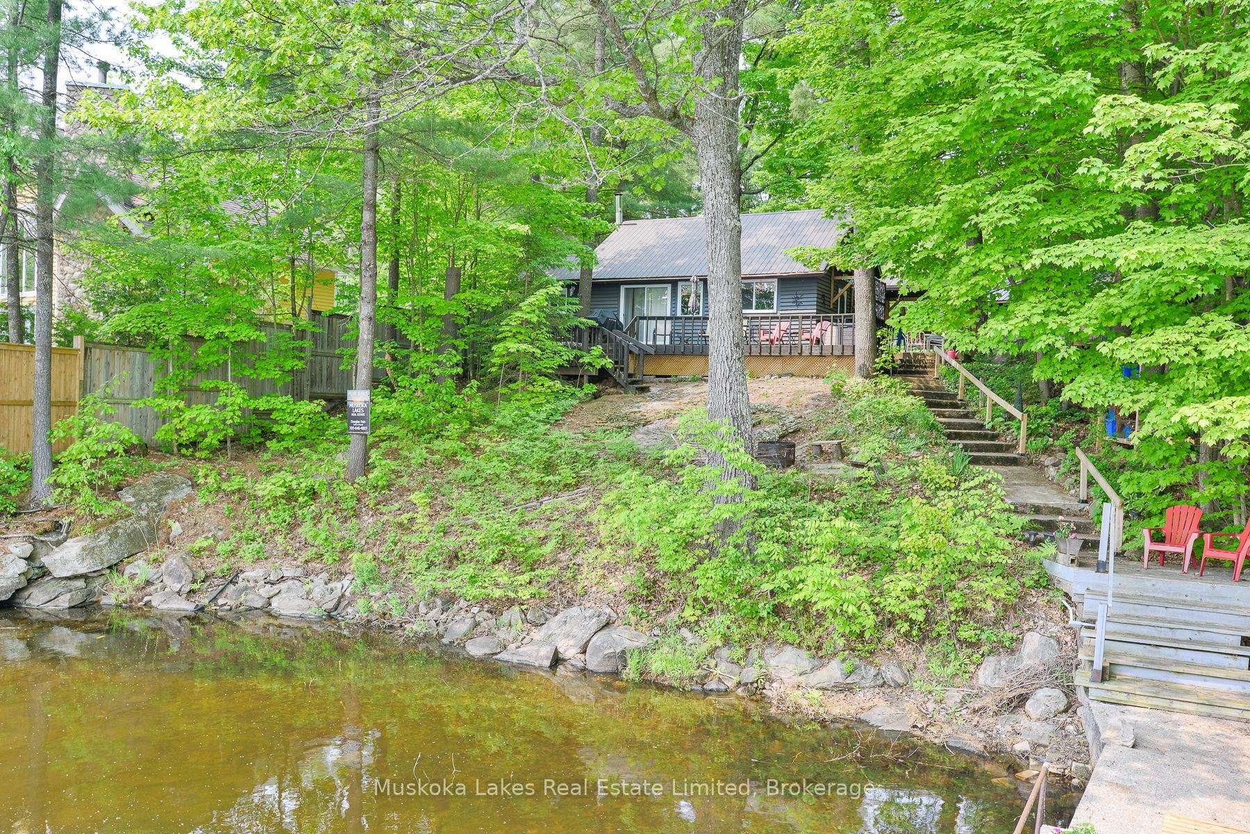 1028 Cowan Park Rd Property Photo 1