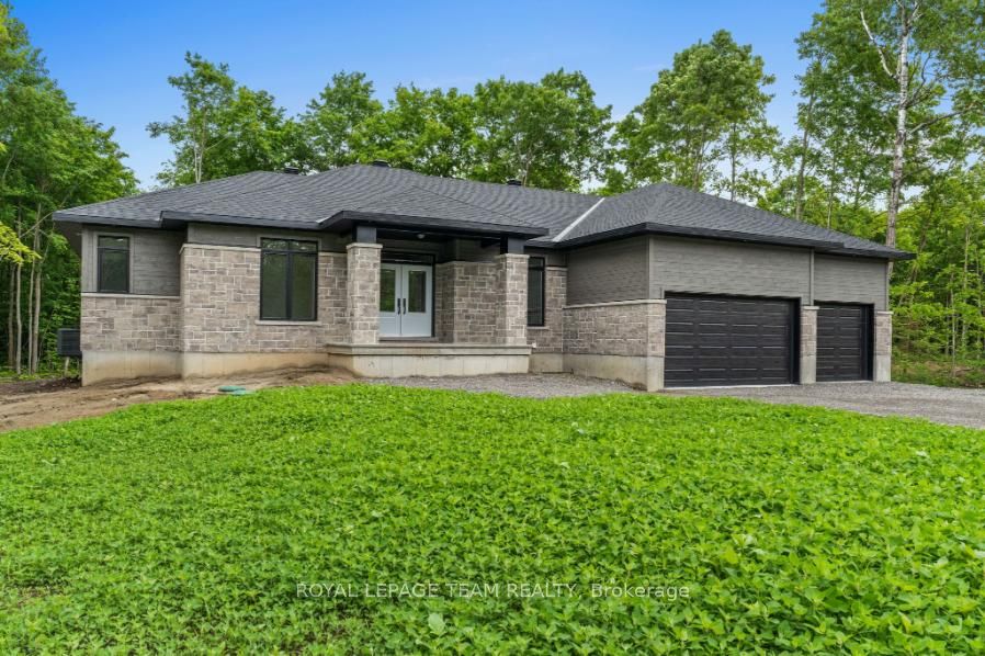 47 Hogan Drive Property Photo 2