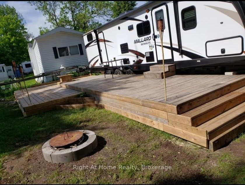 523 Peterborough Road Property Photo 1