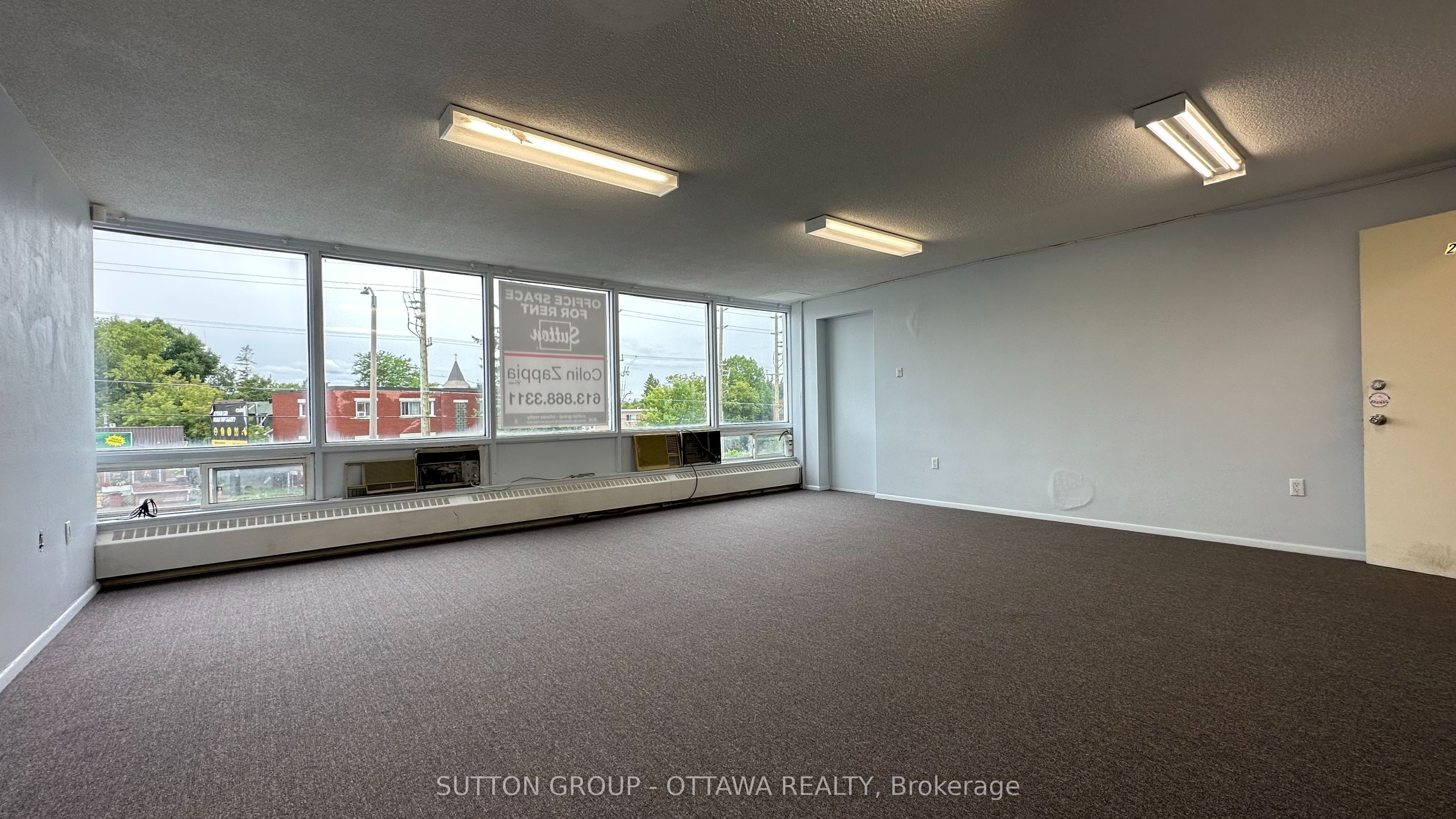 1061 Merivale Road 204 Property Photo 2