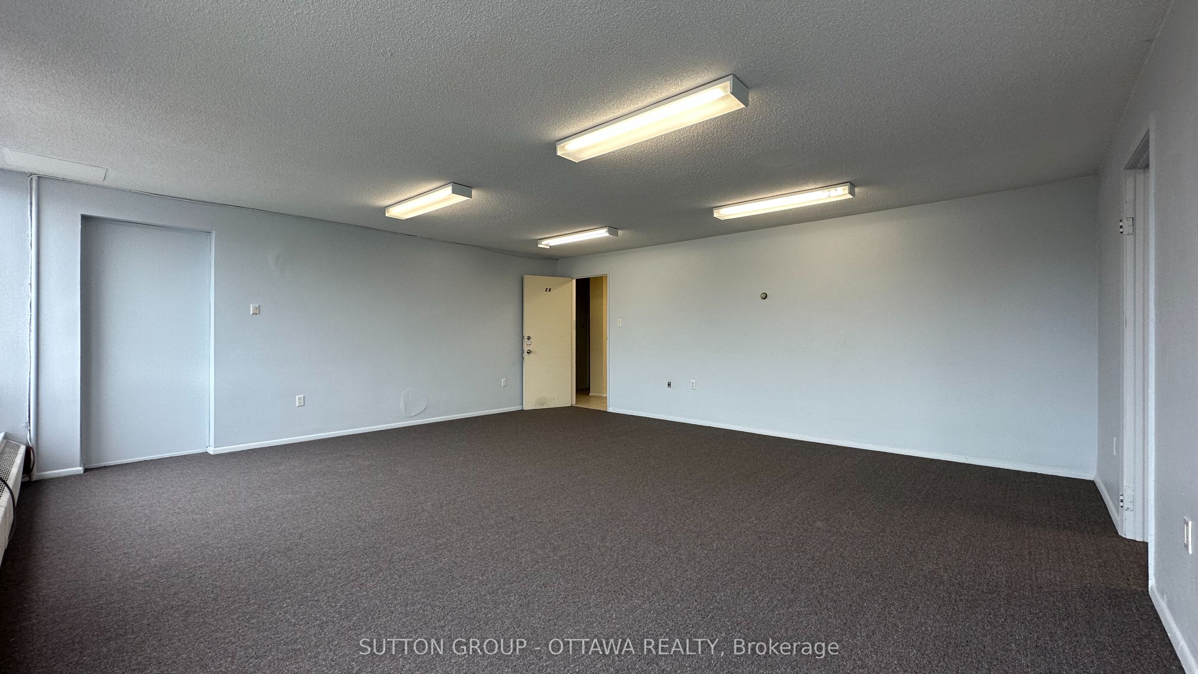 1061 Merivale Road 204 Property Photo 3
