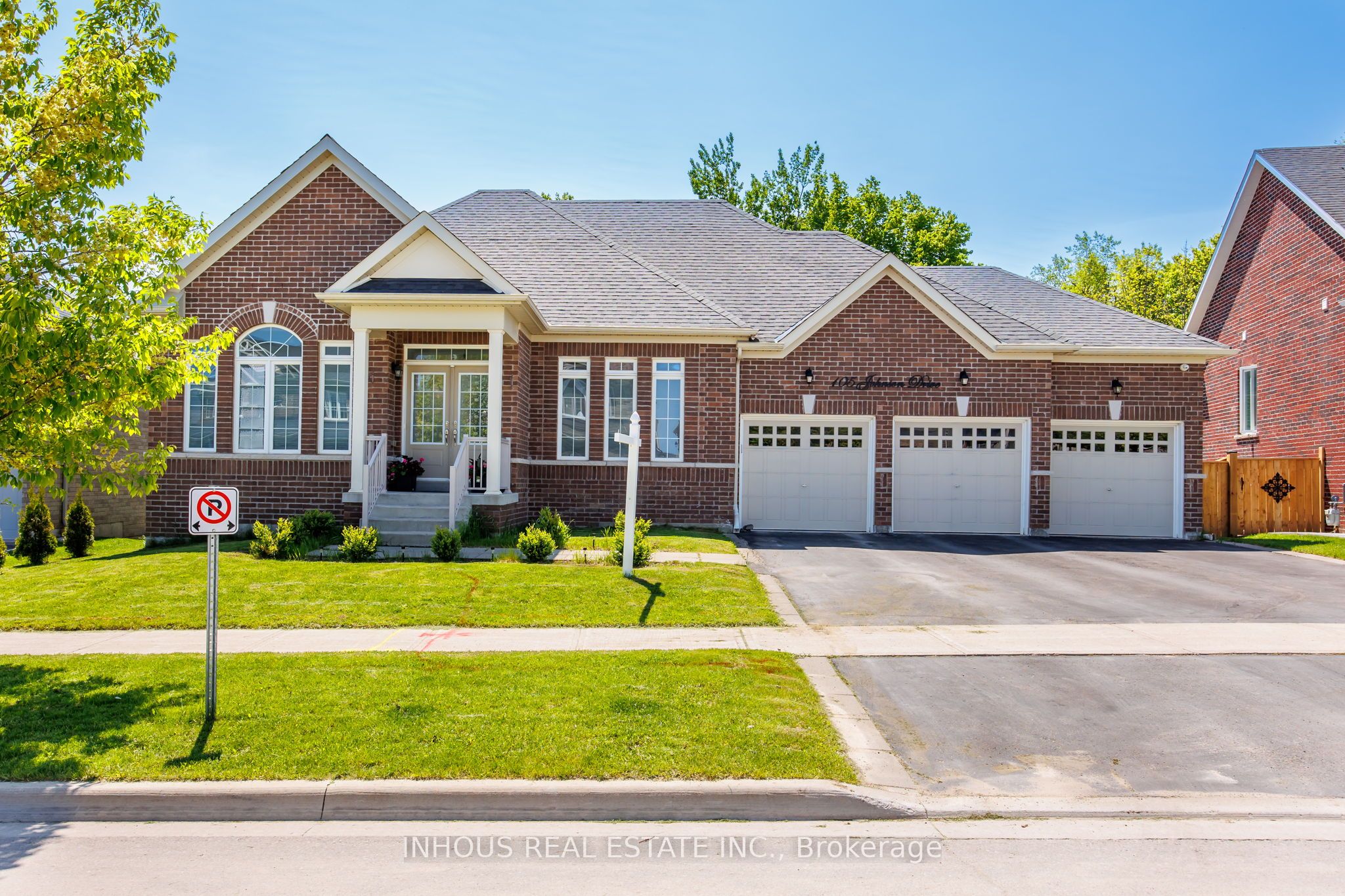 105 Johnson Drive Property Photo 1