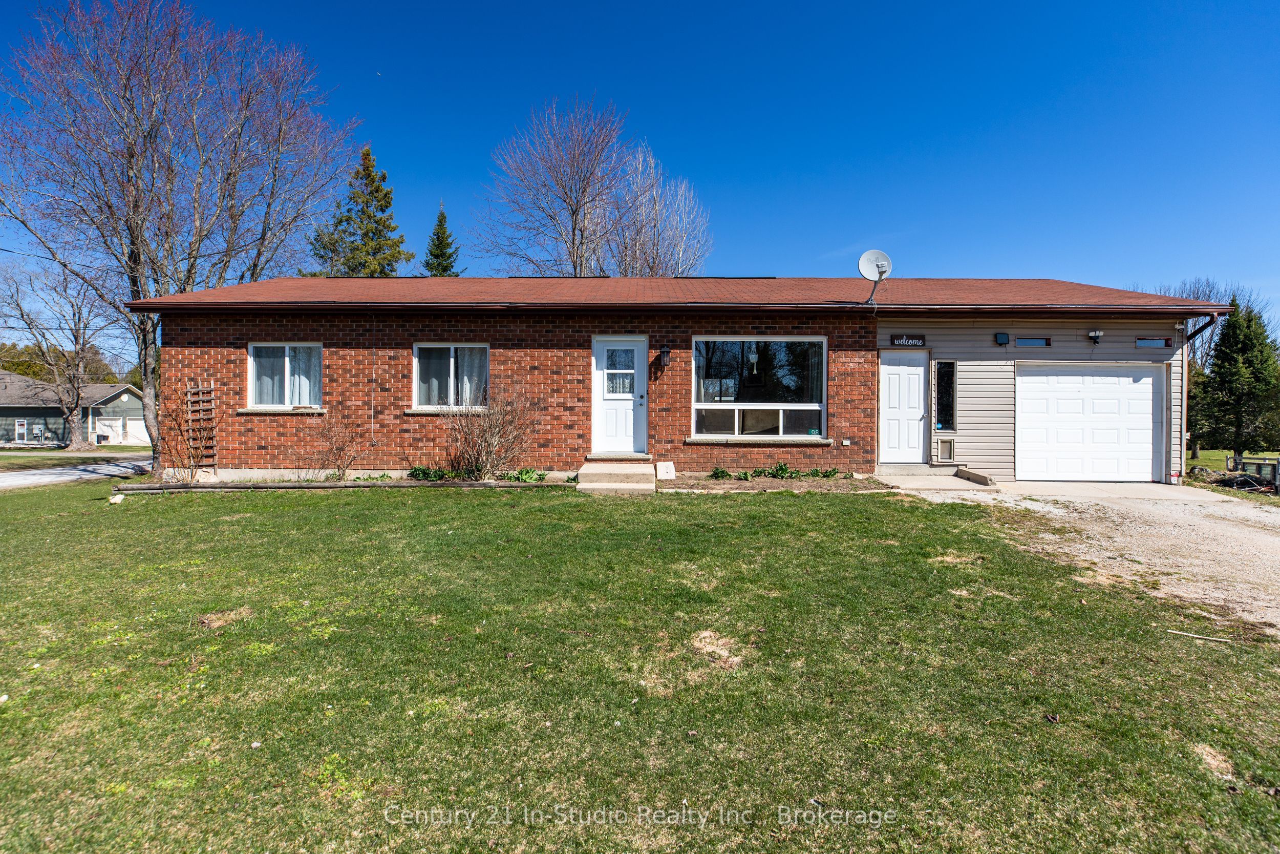 98 William Street Property Photo 1