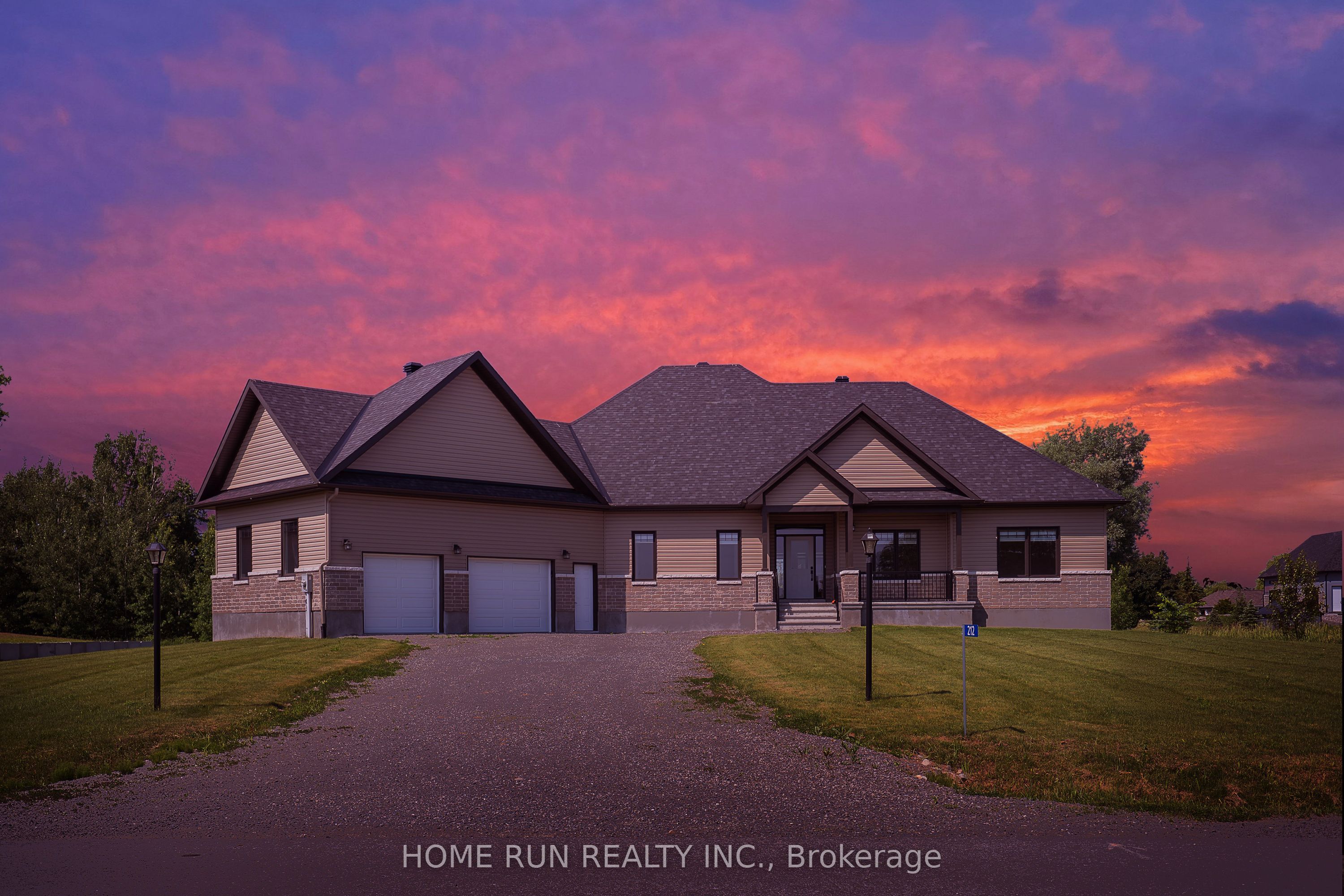 212 Summerview Terrace Property Photo 1