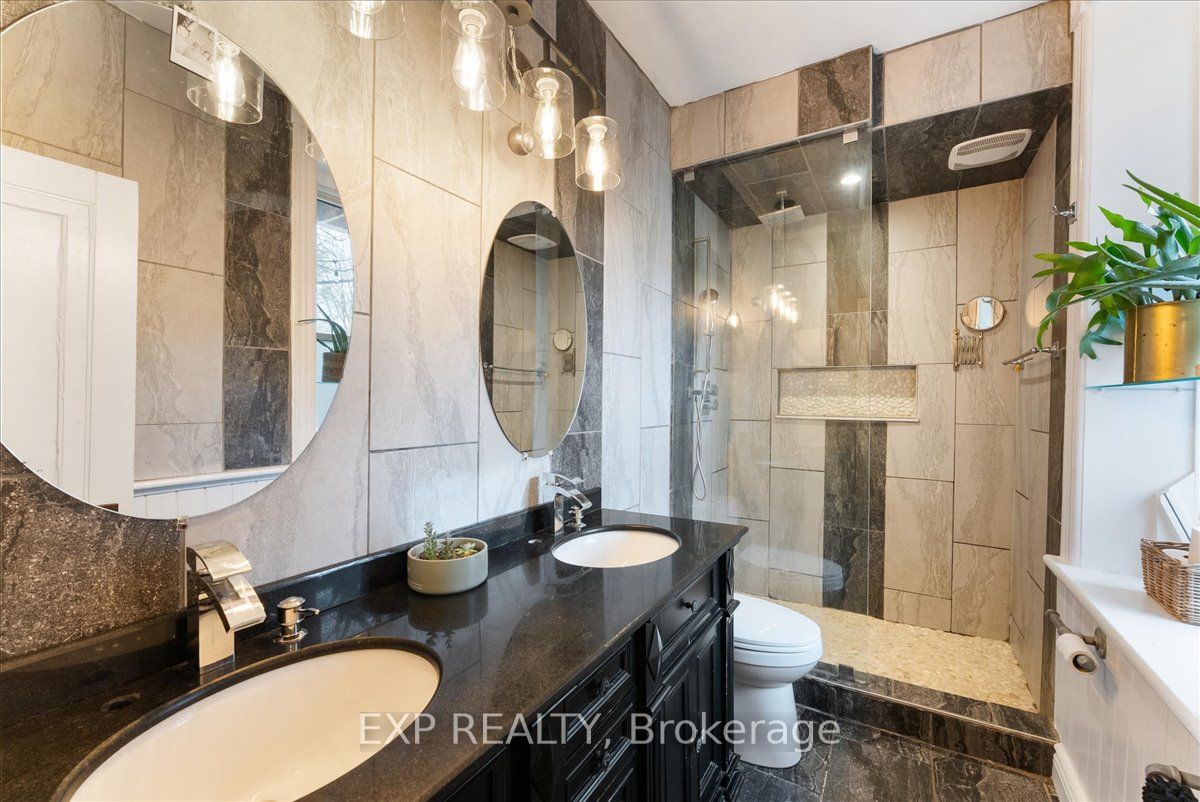 126 Cooper Street Property Photo 15