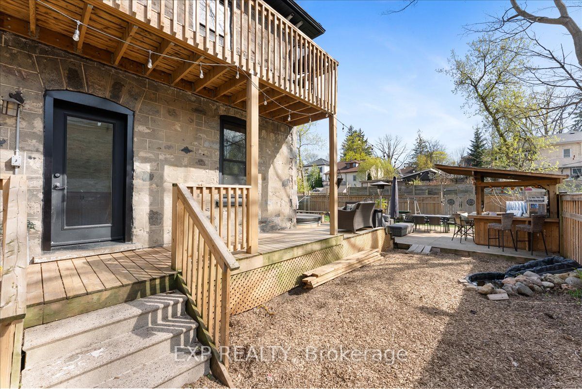 126 Cooper Street Property Photo 38