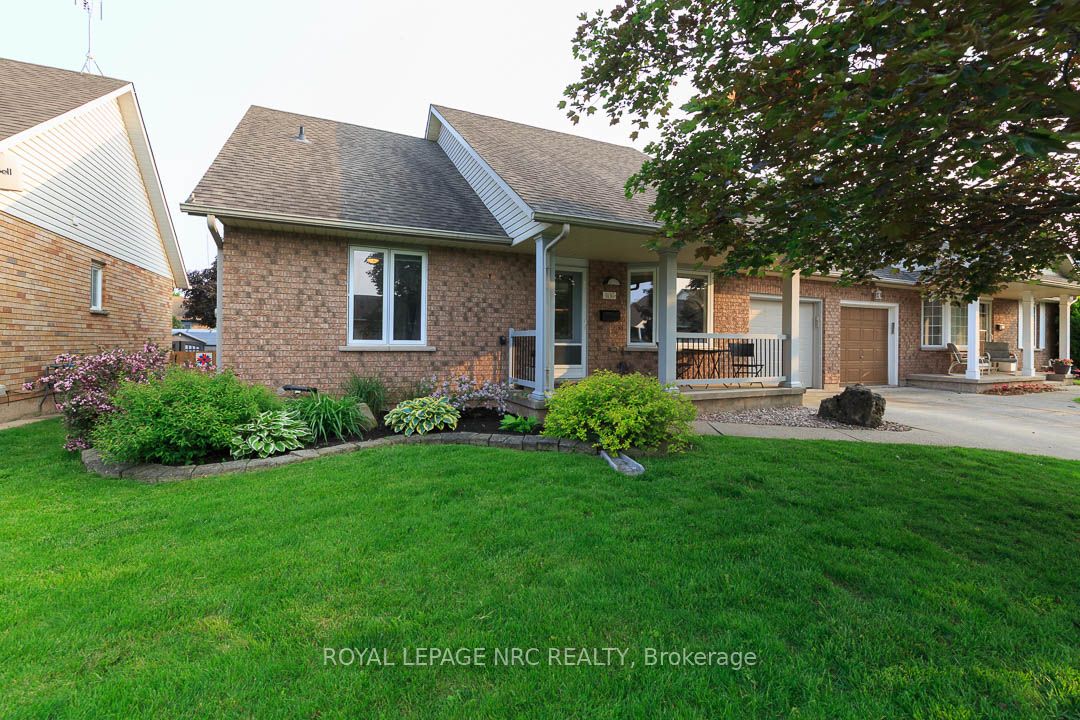 5130 Hawthorn Dr Property Photo 1