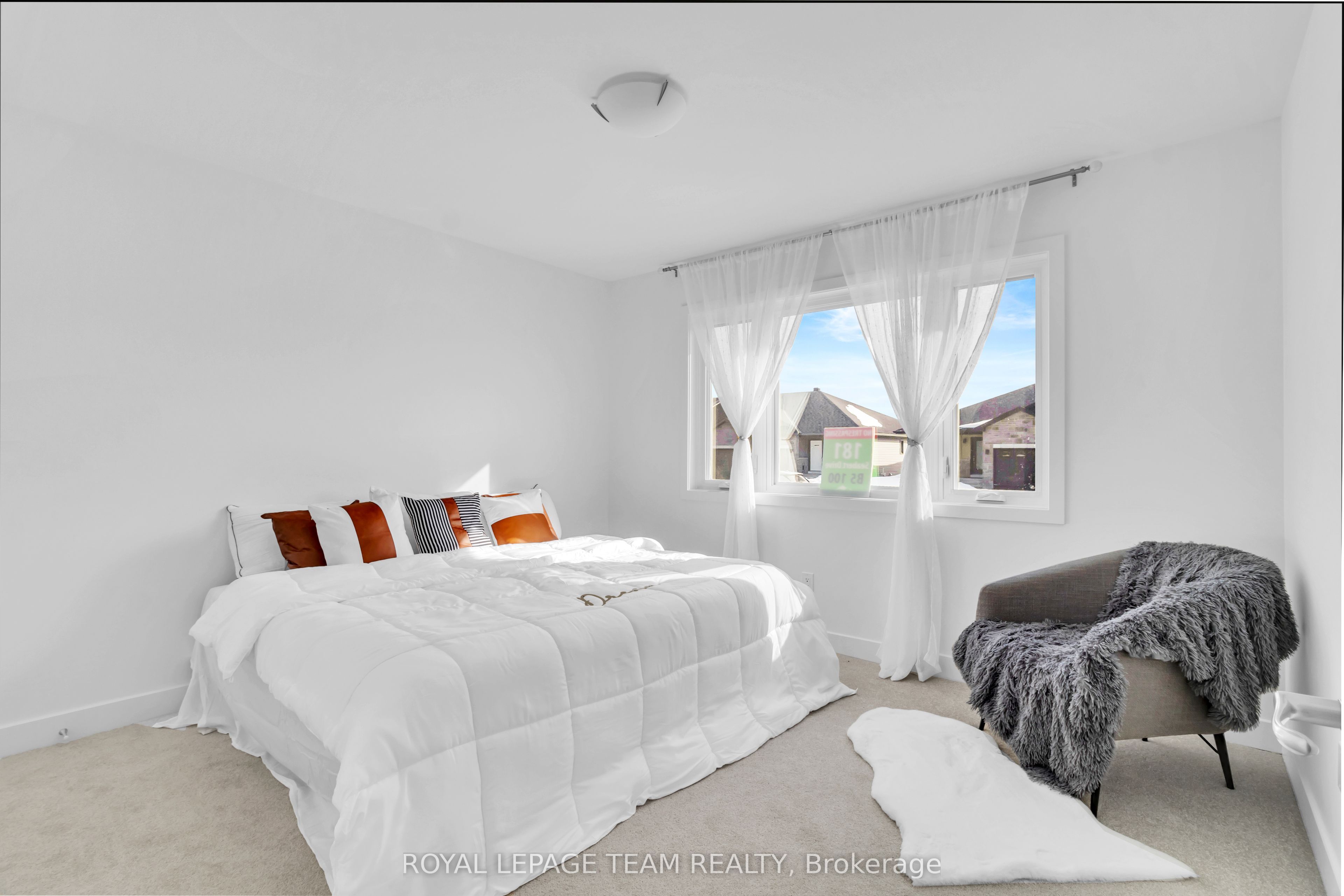 181 Seabert Drive Property Photo 4