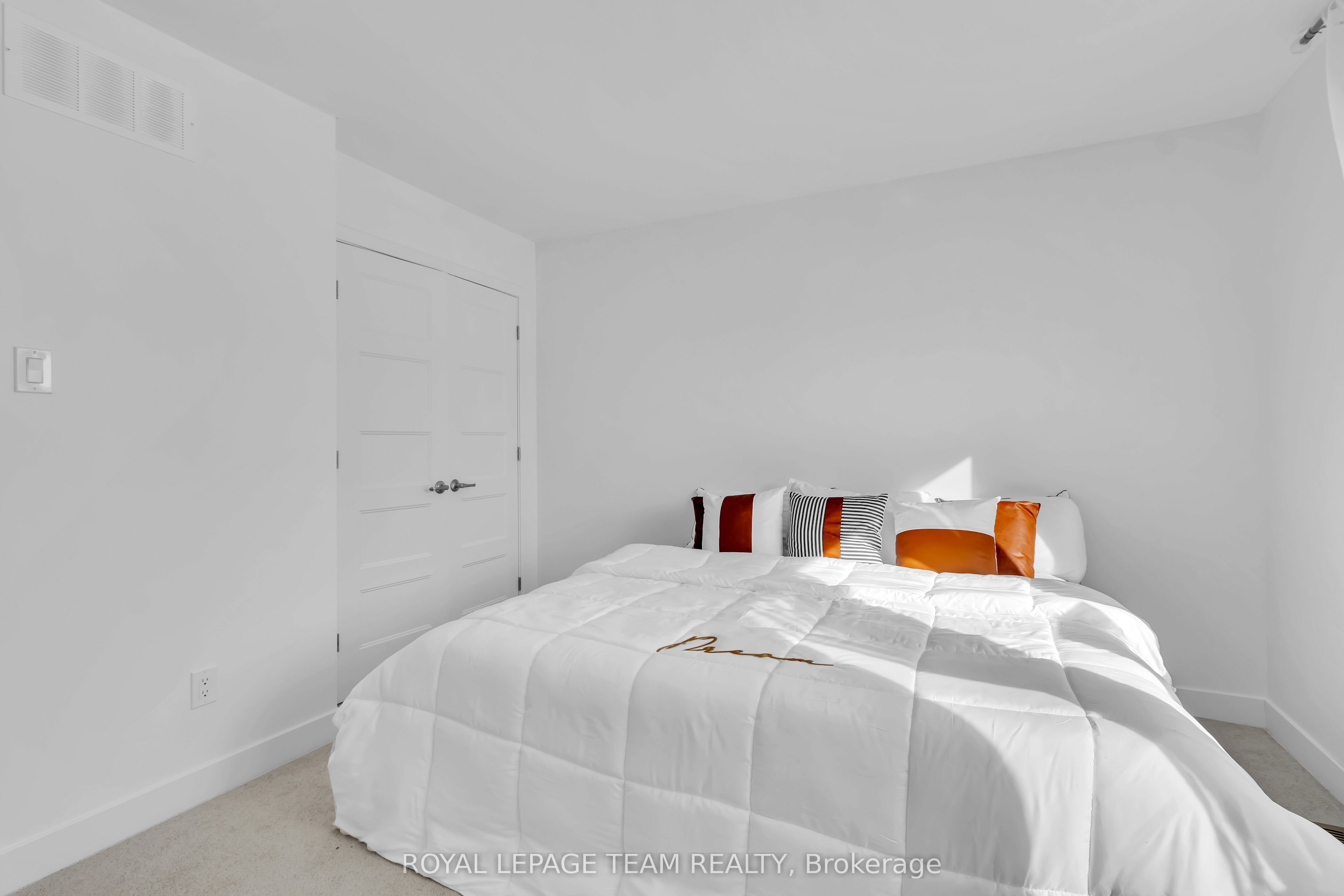 181 Seabert Drive Property Photo 5