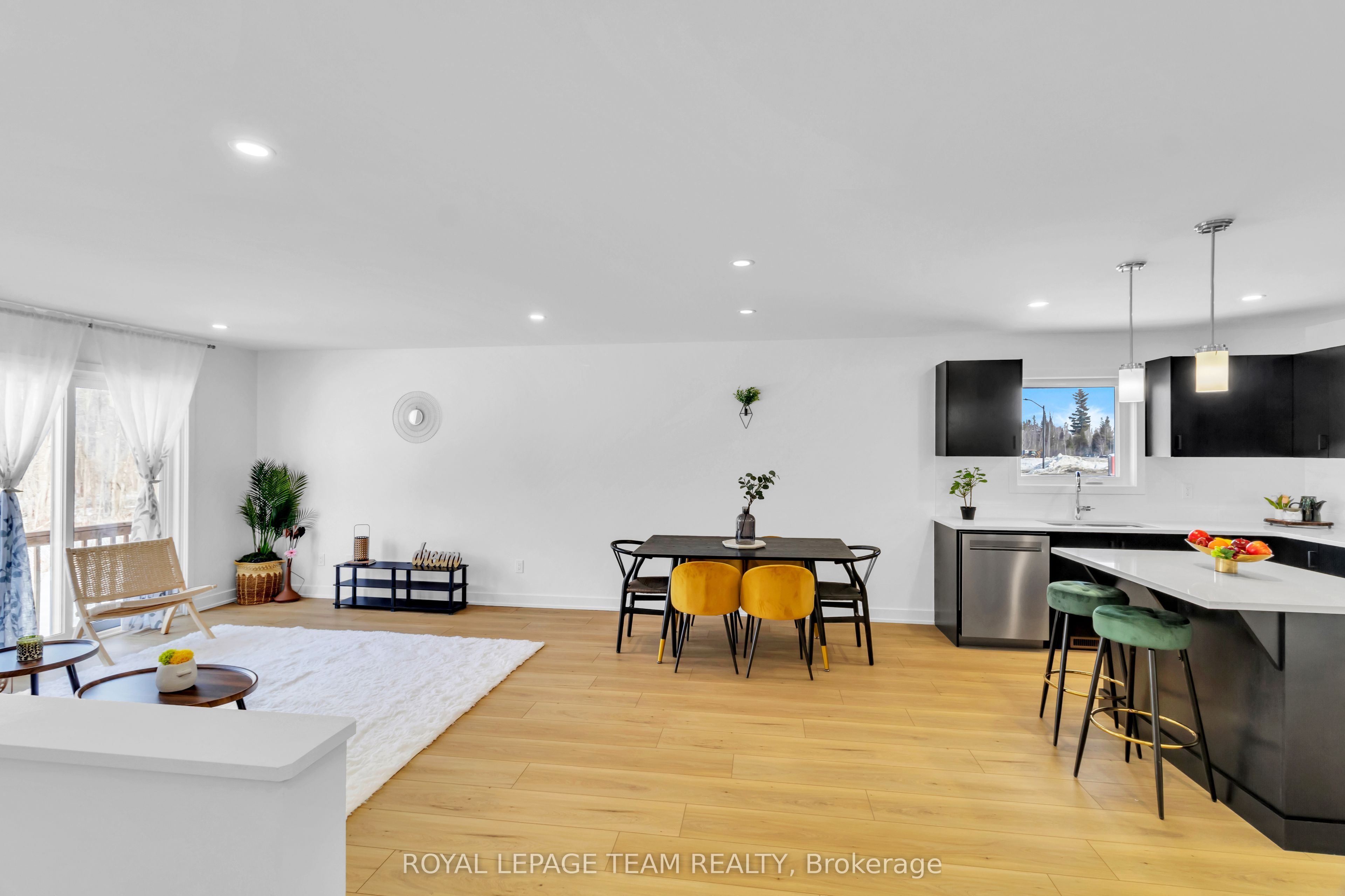 181 Seabert Drive Property Photo 10