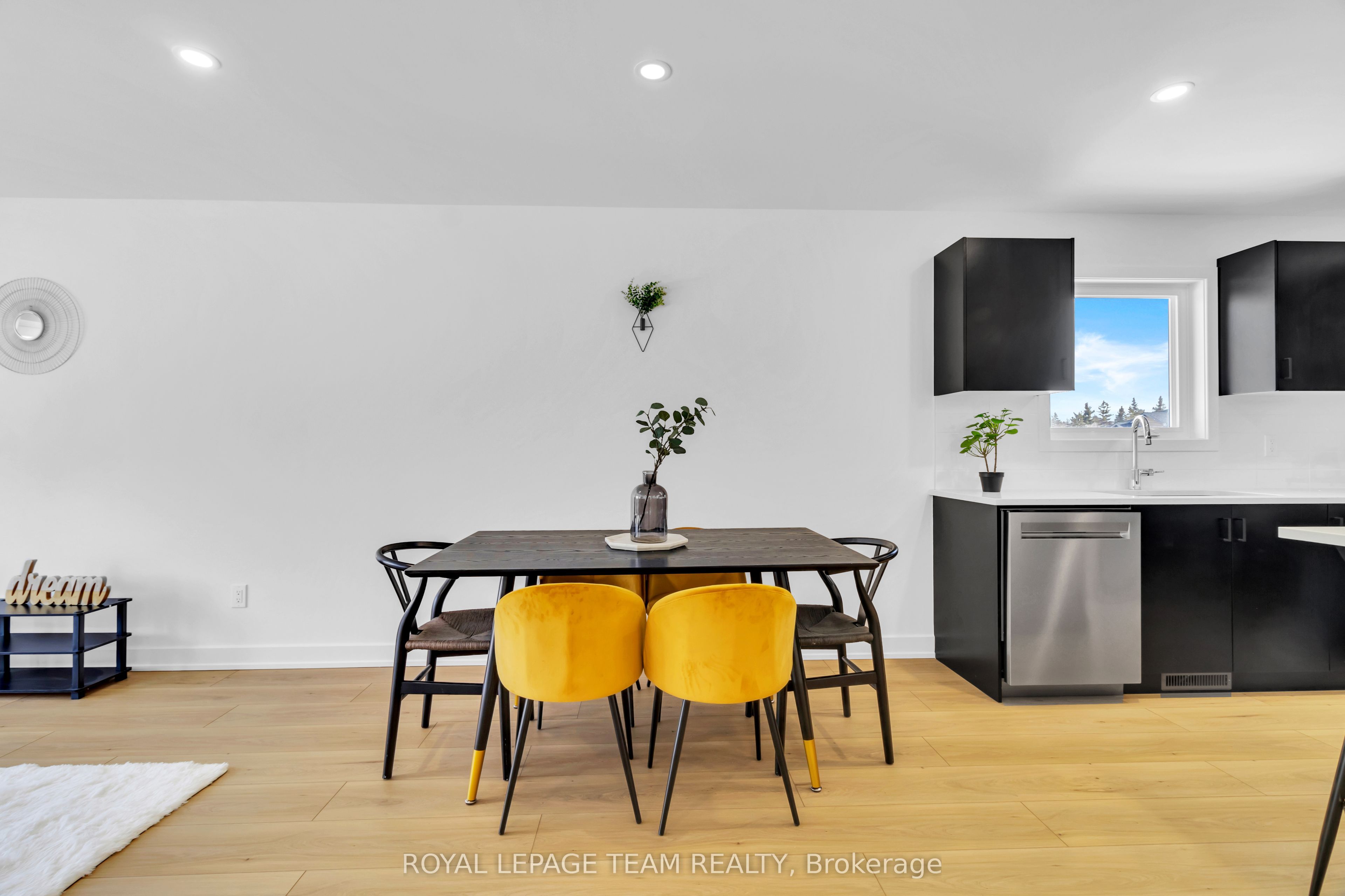 181 Seabert Drive Property Photo 11