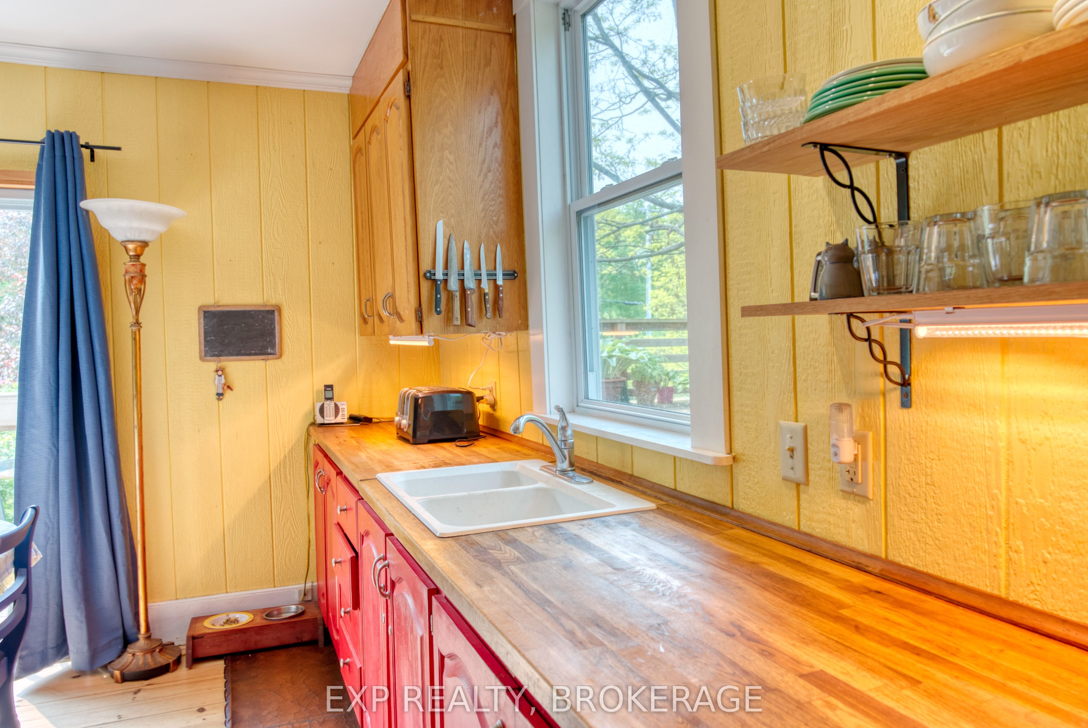 412 Mcnaughton Road Property Photo 12