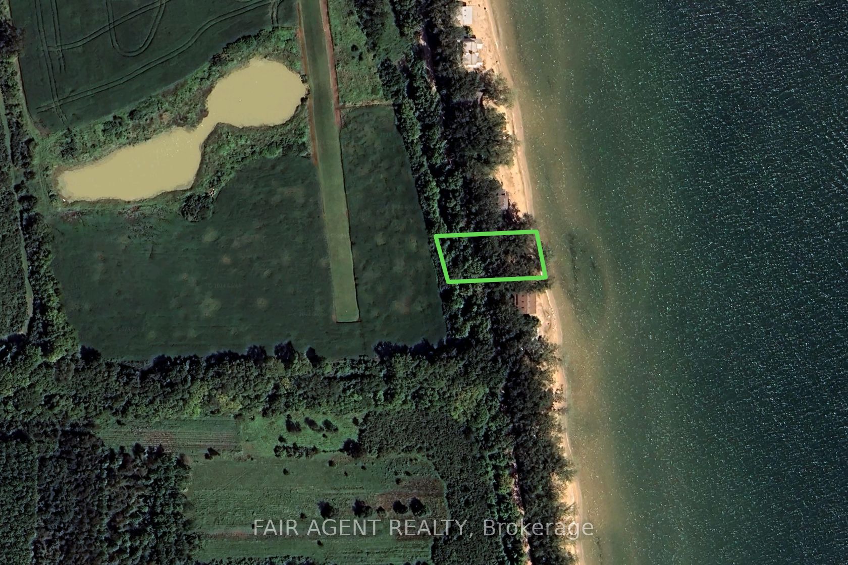 533 E Shore Road Property Photo