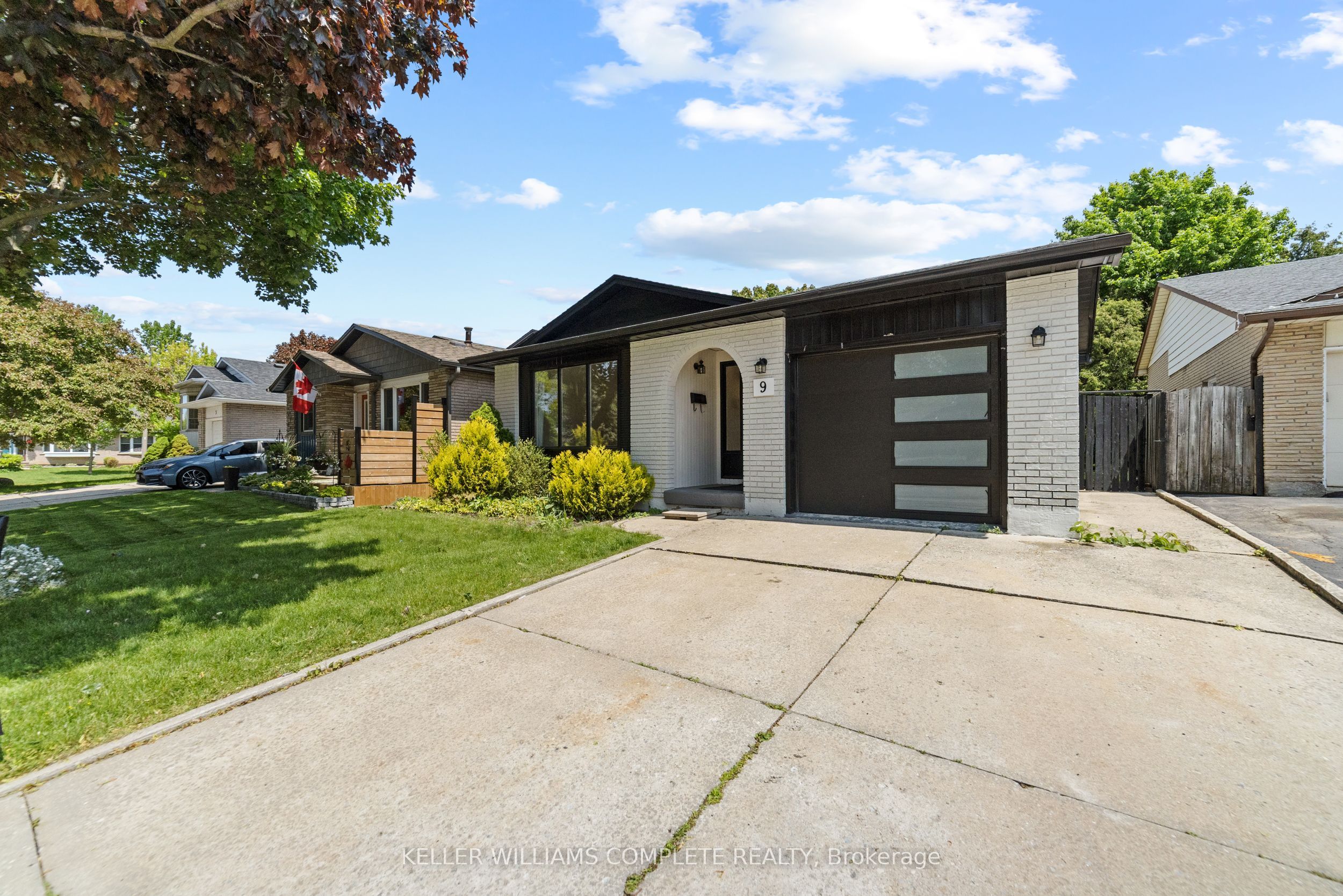 9 Piper Place Property Photo 2