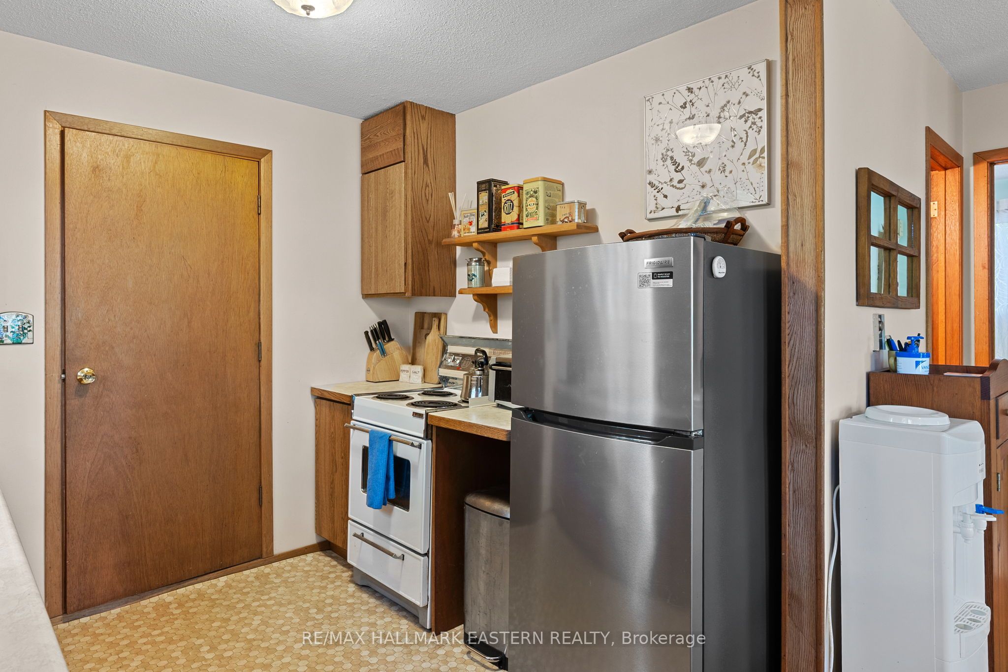 68 Irwin Drive Property Photo 17