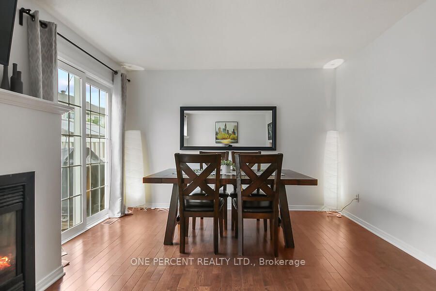 44 Fieldberry Property Photo 11