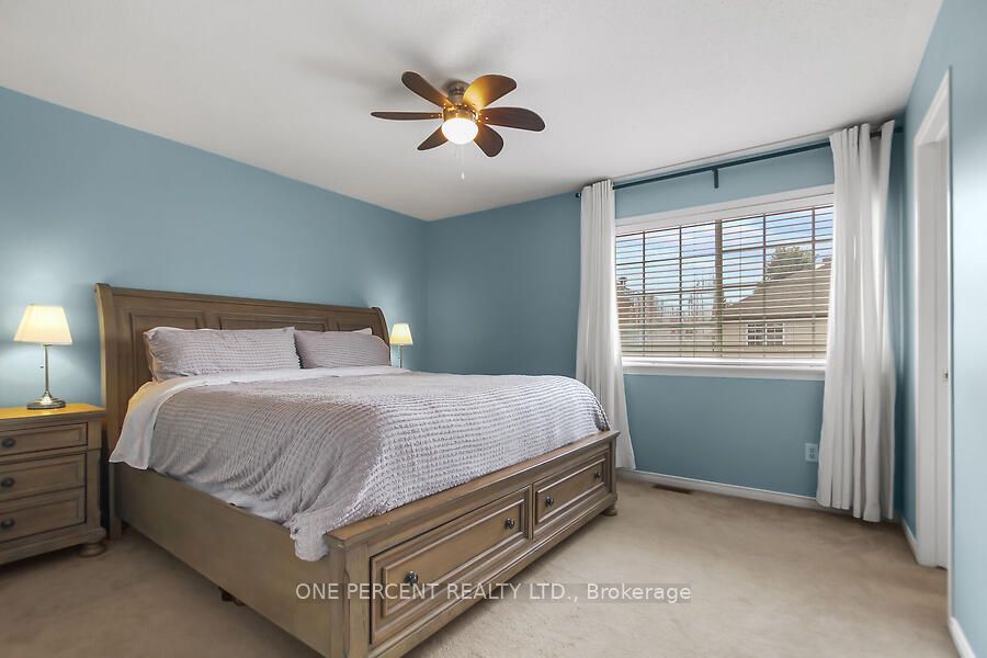 44 Fieldberry Property Photo 17