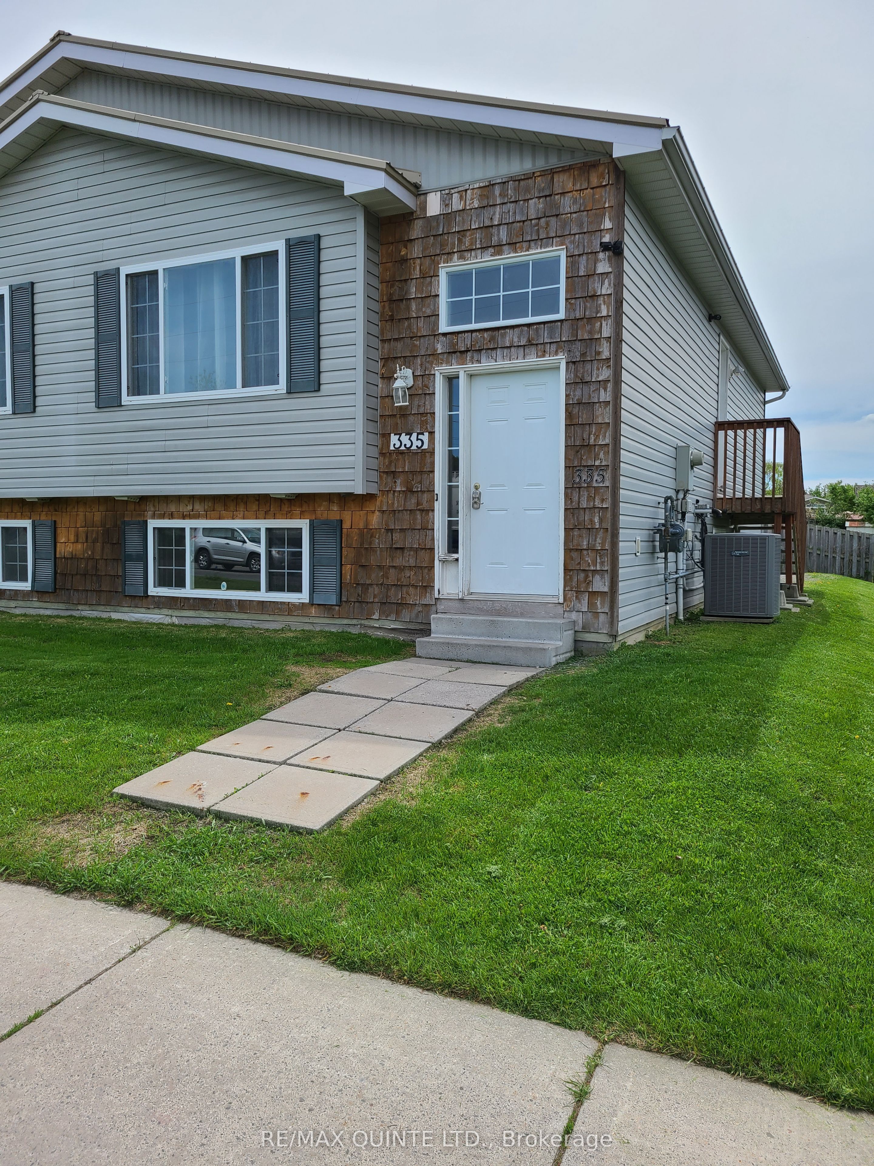 335 Moira Street Property Photo 1