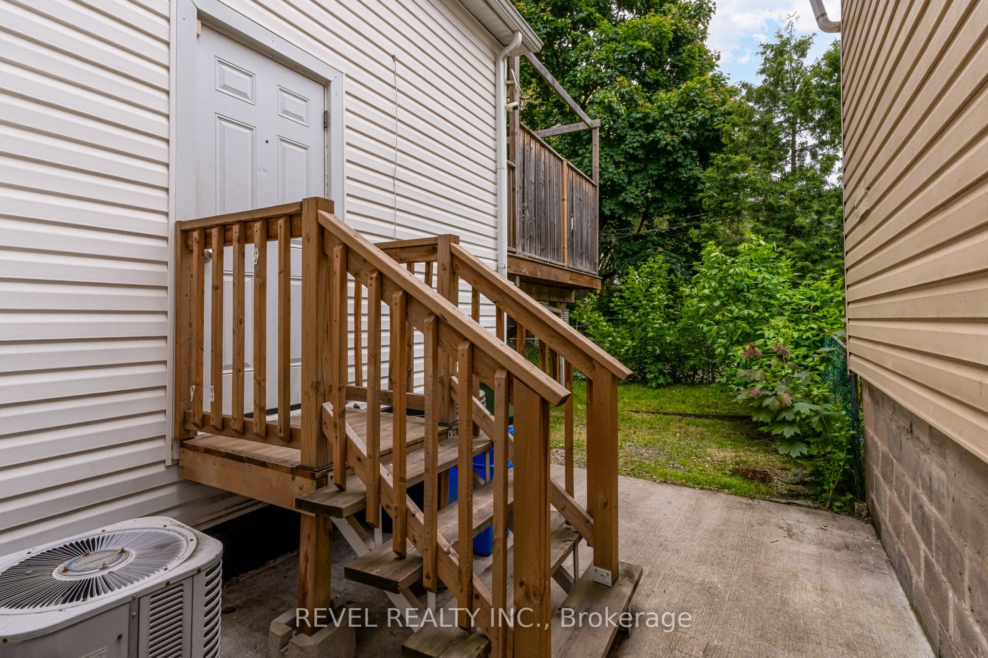 140 Sanford Avenue Property Photo 35