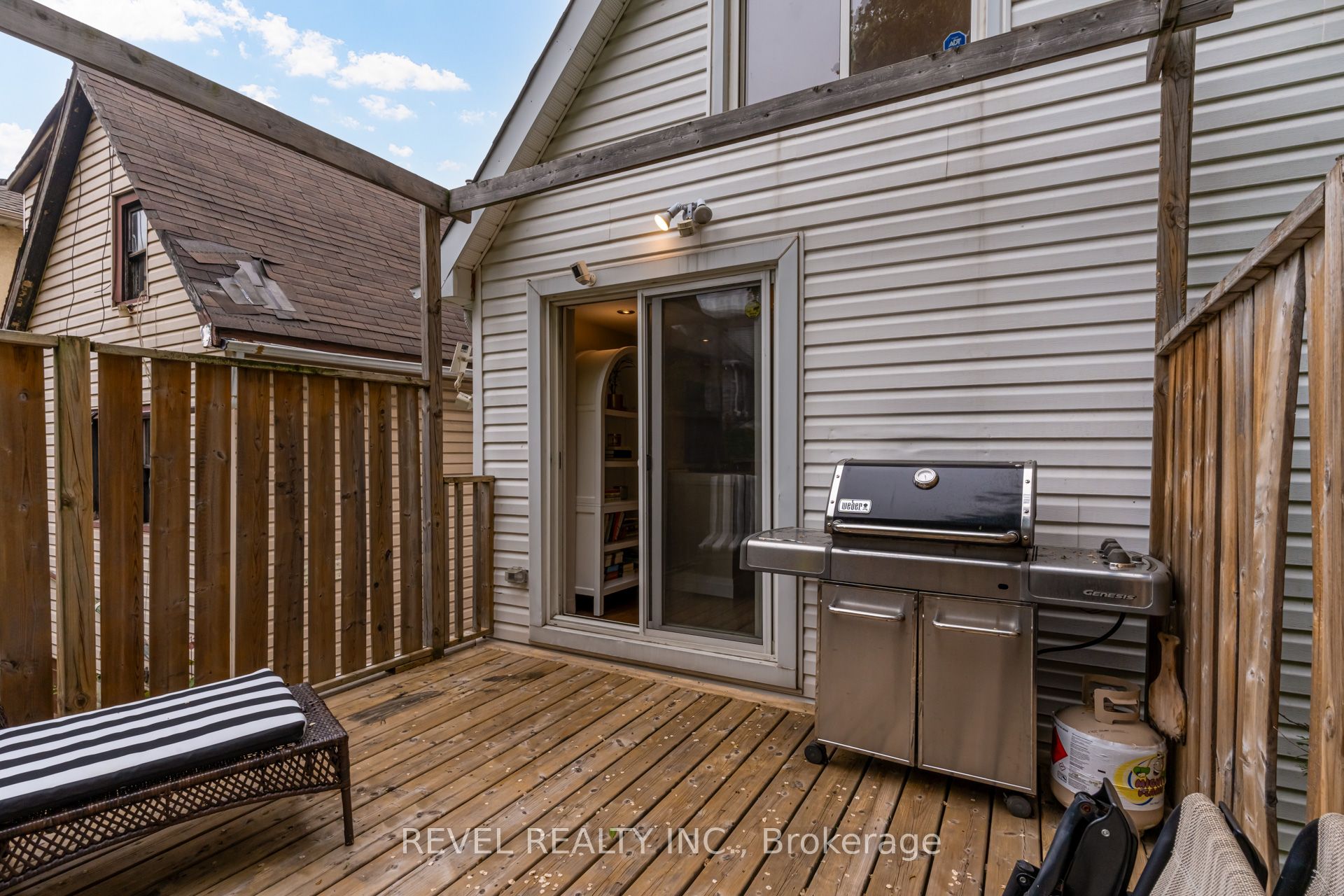 140 Sanford Avenue Property Photo 36