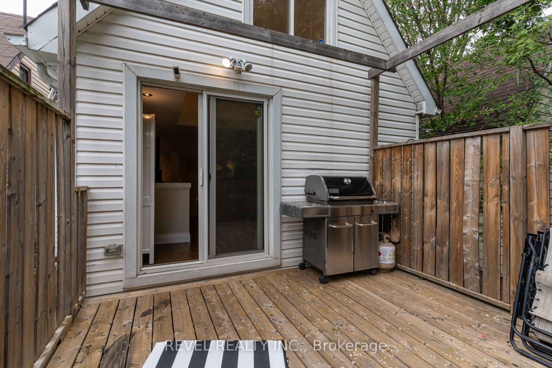 140 Sanford Avenue Property Photo 37