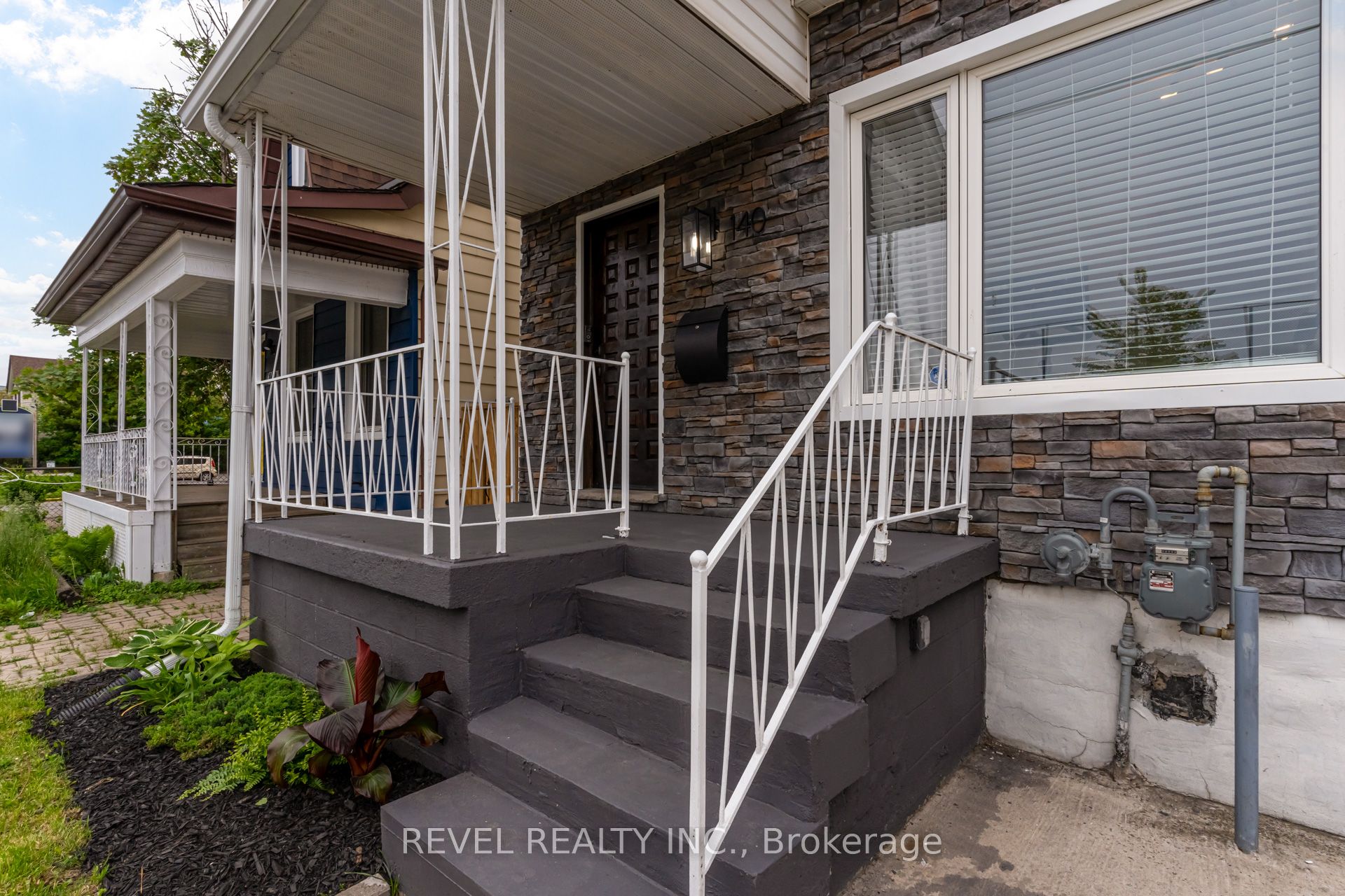 140 Sanford Avenue Property Photo 42