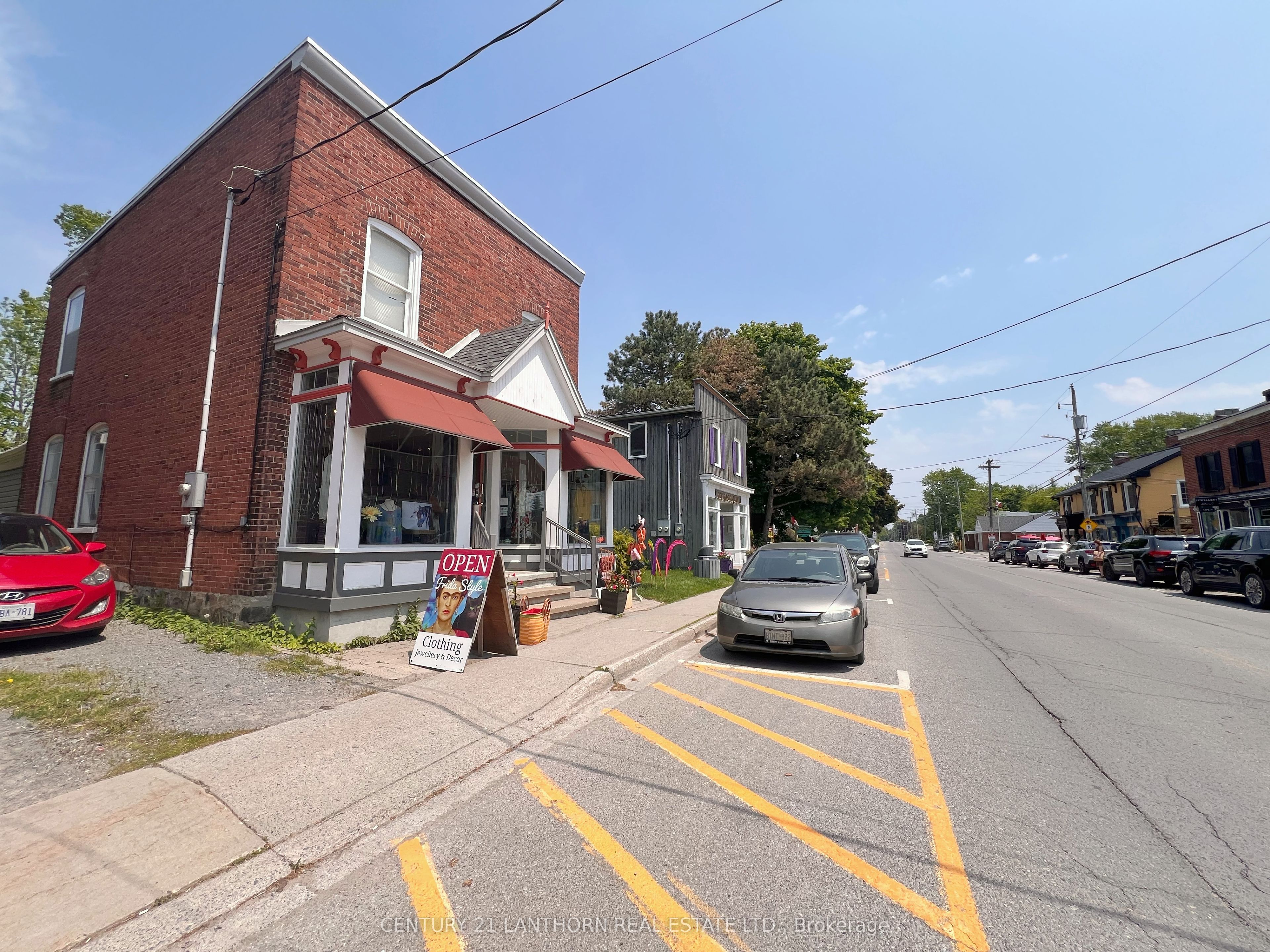 282 Bloomfield Main Street Property Photo 7