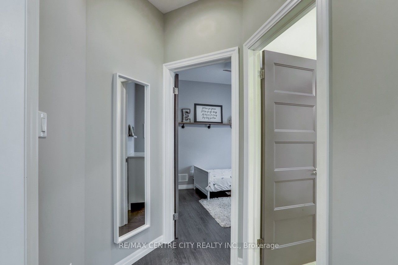 1301 Eagletrace Drive Property Photo 7