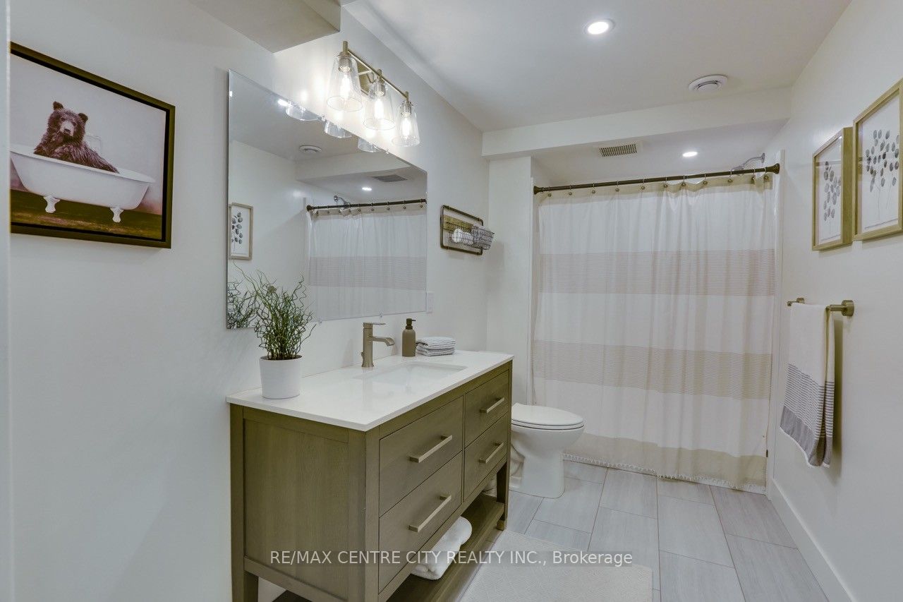 1301 Eagletrace Drive Property Photo 39