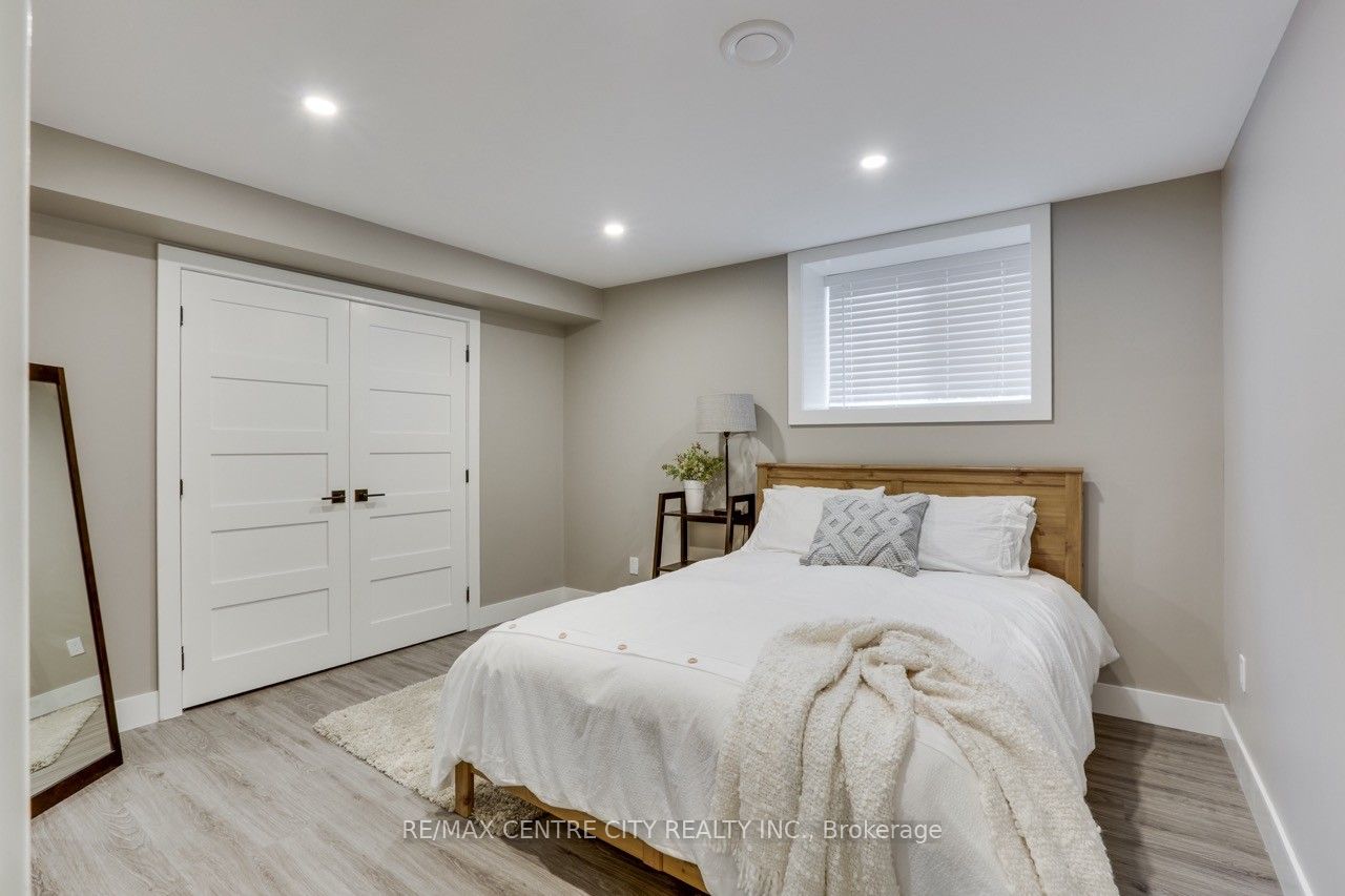 1301 Eagletrace Drive Property Photo 40