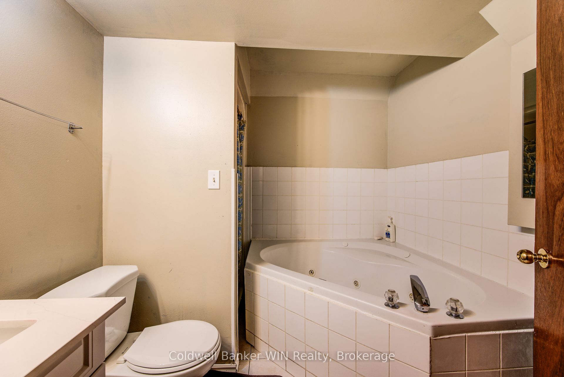 120 Melissa Cres. N/a Property Photo 25