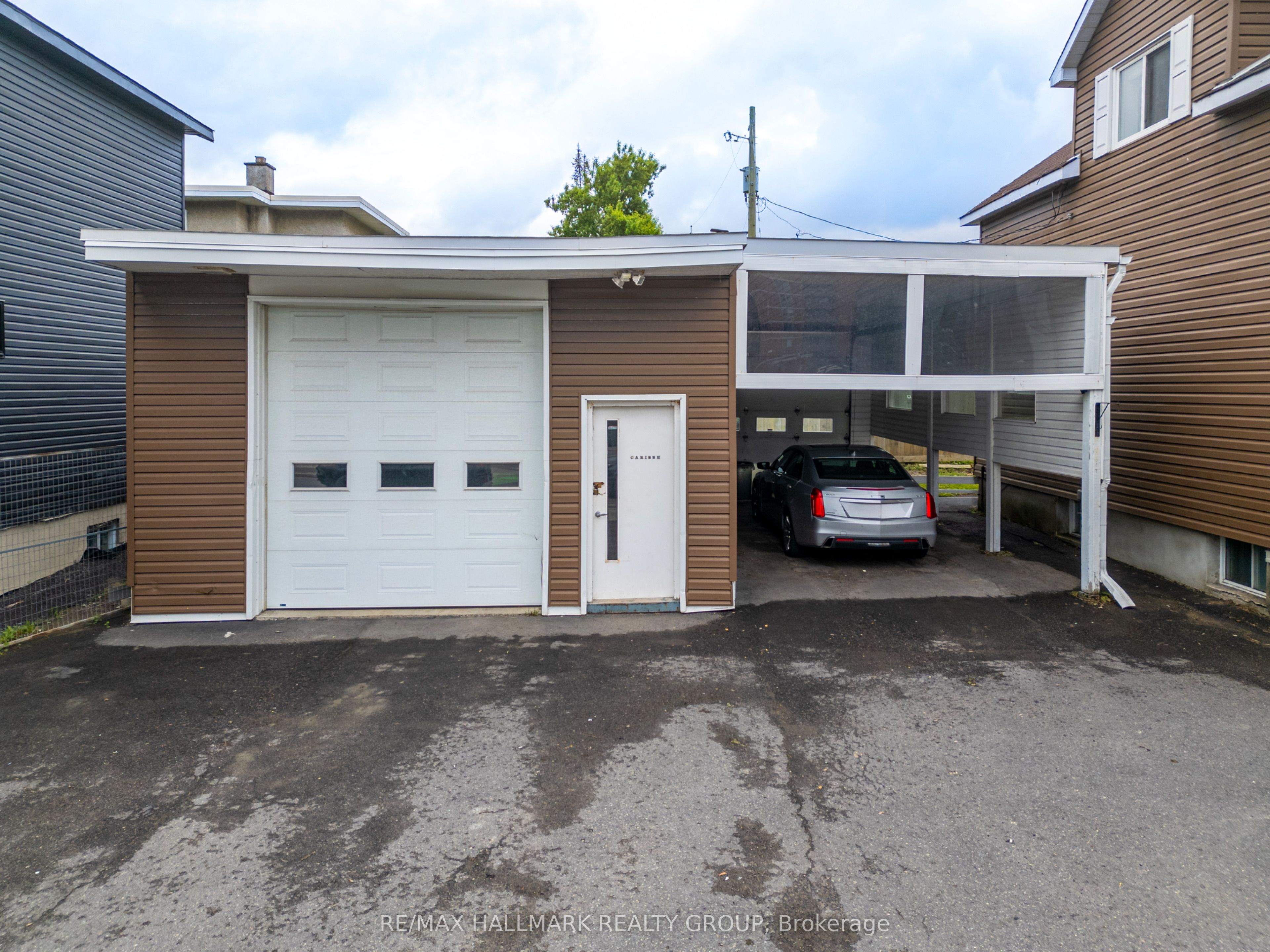412 Montreal Road Property Photo 5