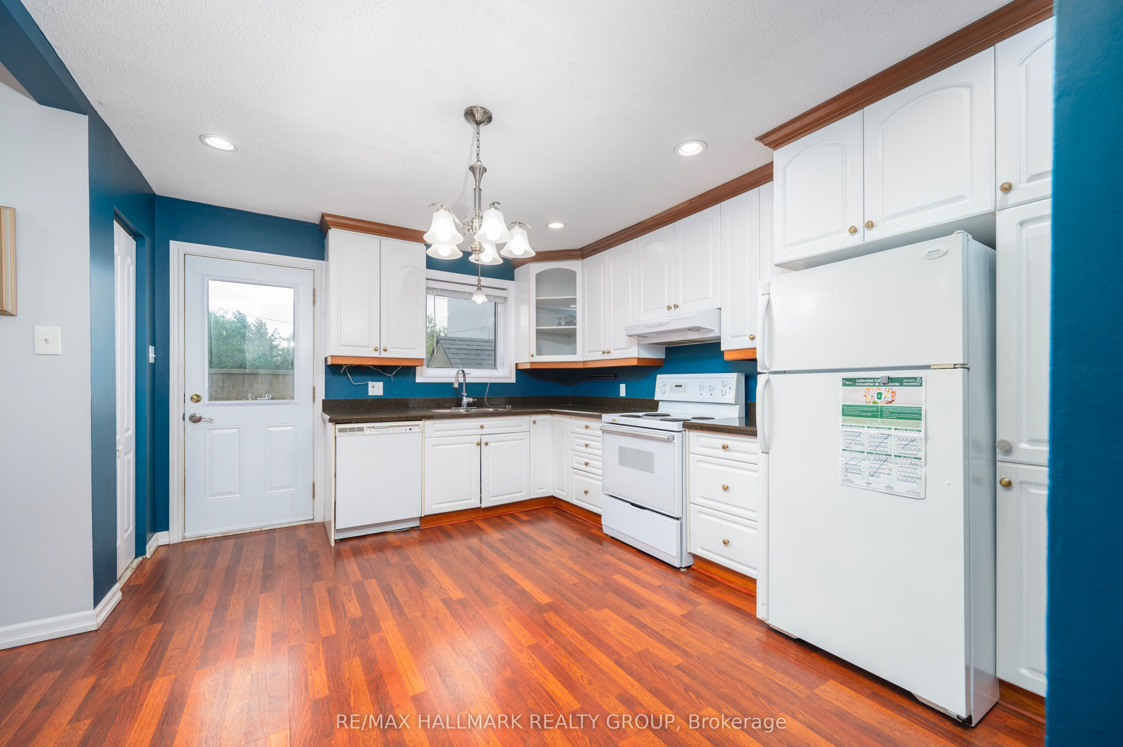 412 Montreal Road Property Photo 14