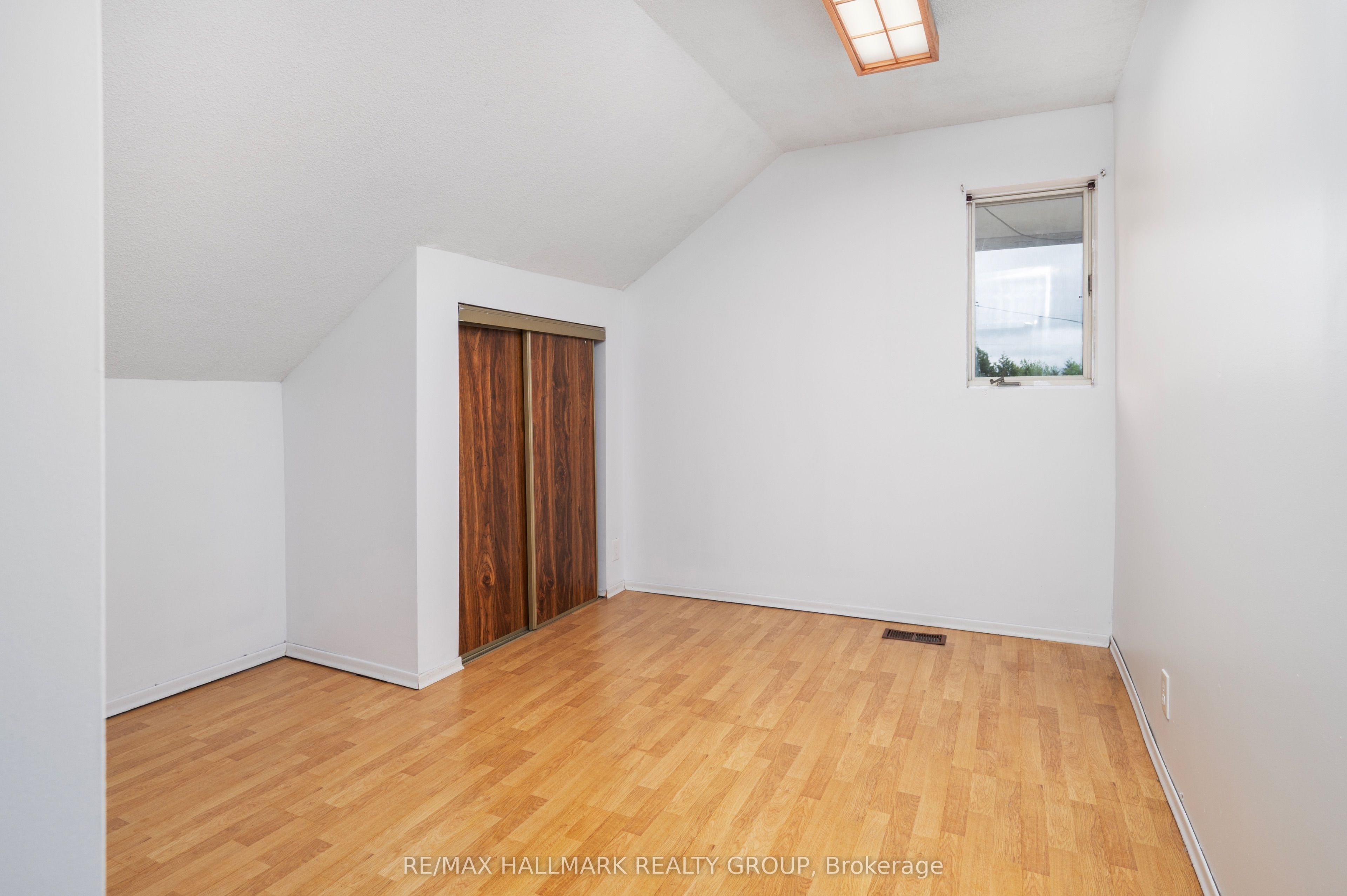 412 Montreal Road Property Photo 24